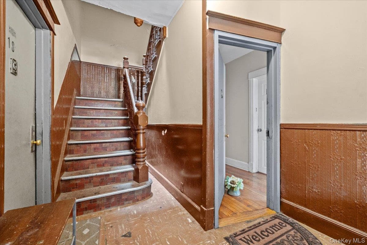 27 Saratoga Avenue thumbnail 6