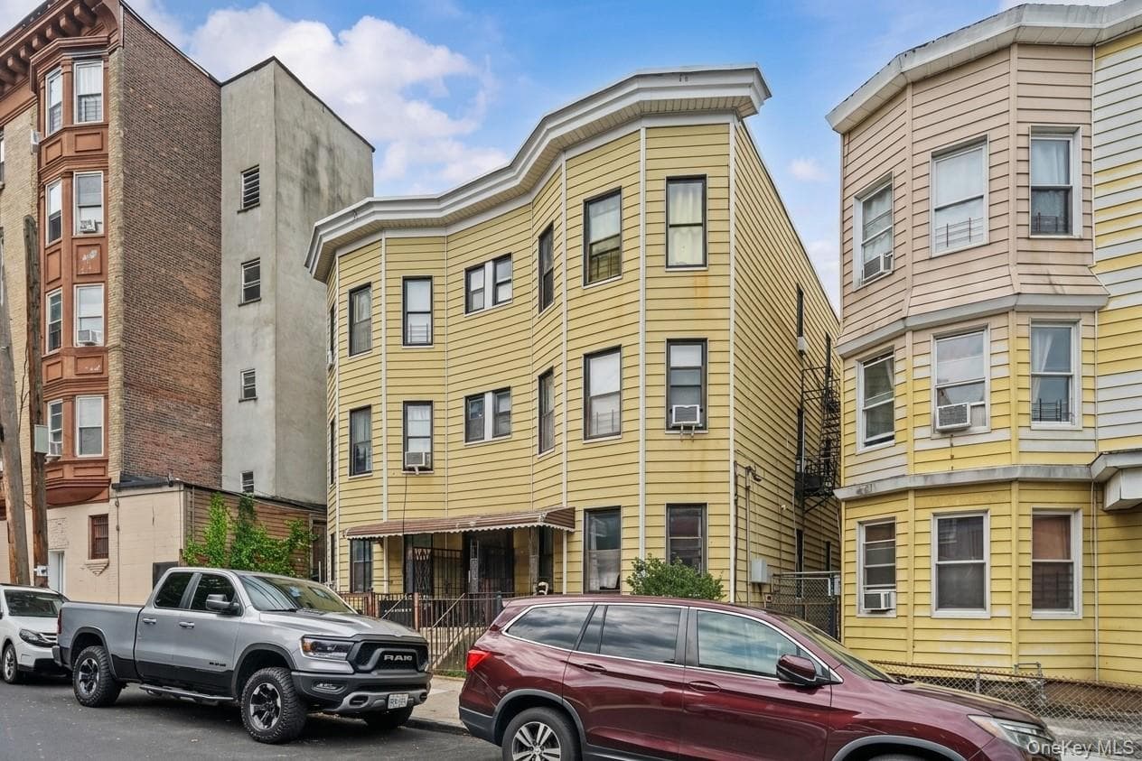 27 Saratoga Avenue thumbnail 2