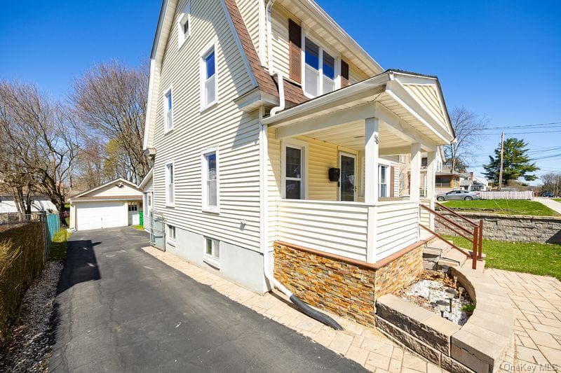88 Innis Avenue thumbnail 2