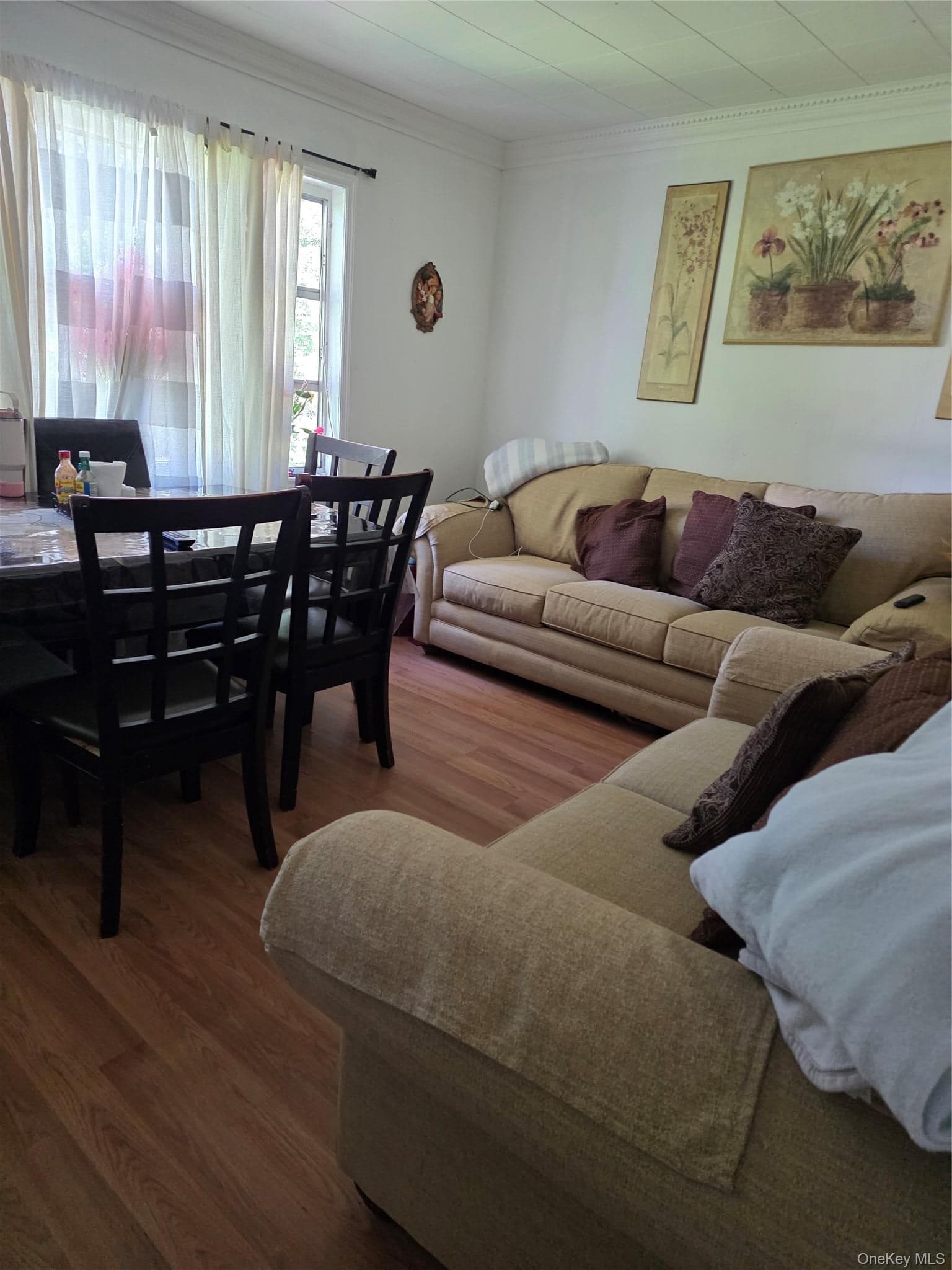 2467 New York Avenue thumbnail 4
