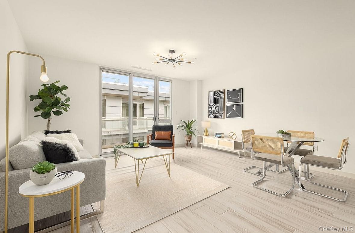 1450 110th Street St Unit: N605, College Point