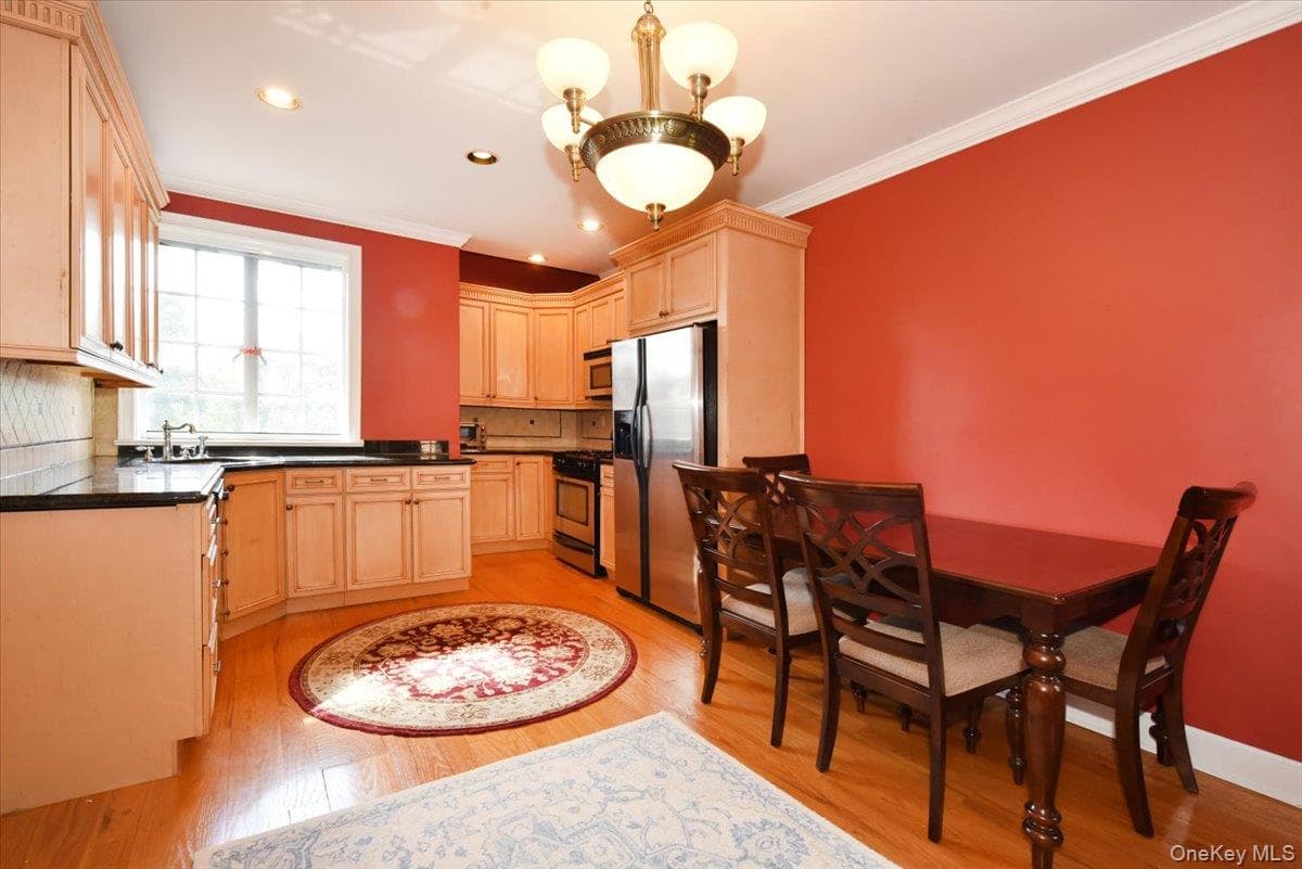 38-30 Douglaston Parkway Unit: 4B thumbnail 9