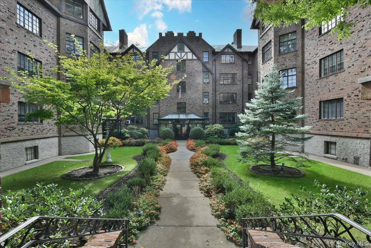 38-30 Douglaston Parkway Unit: 4B thumbnail 2