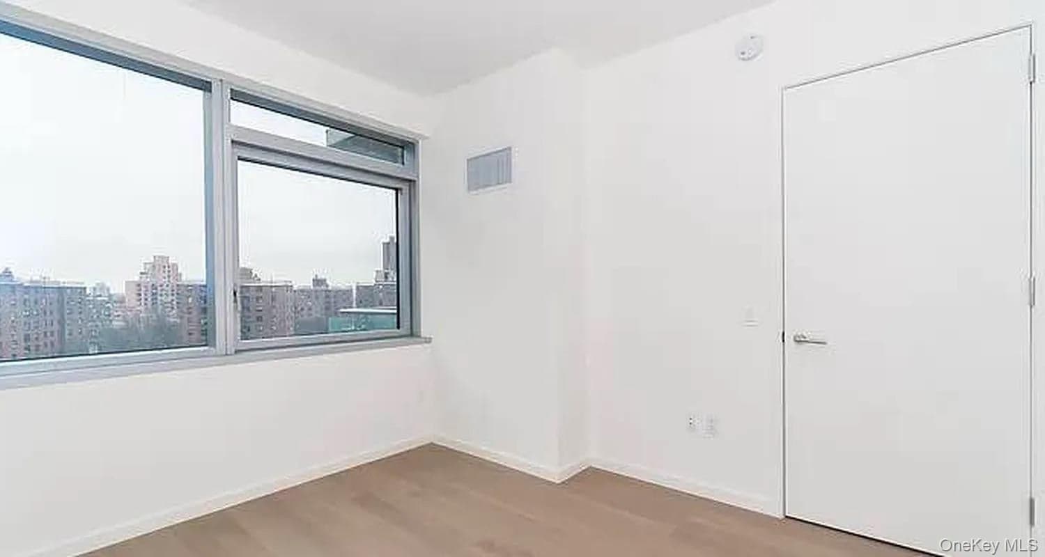 133-27 39th Avenue Unit: 6K thumbnail 3