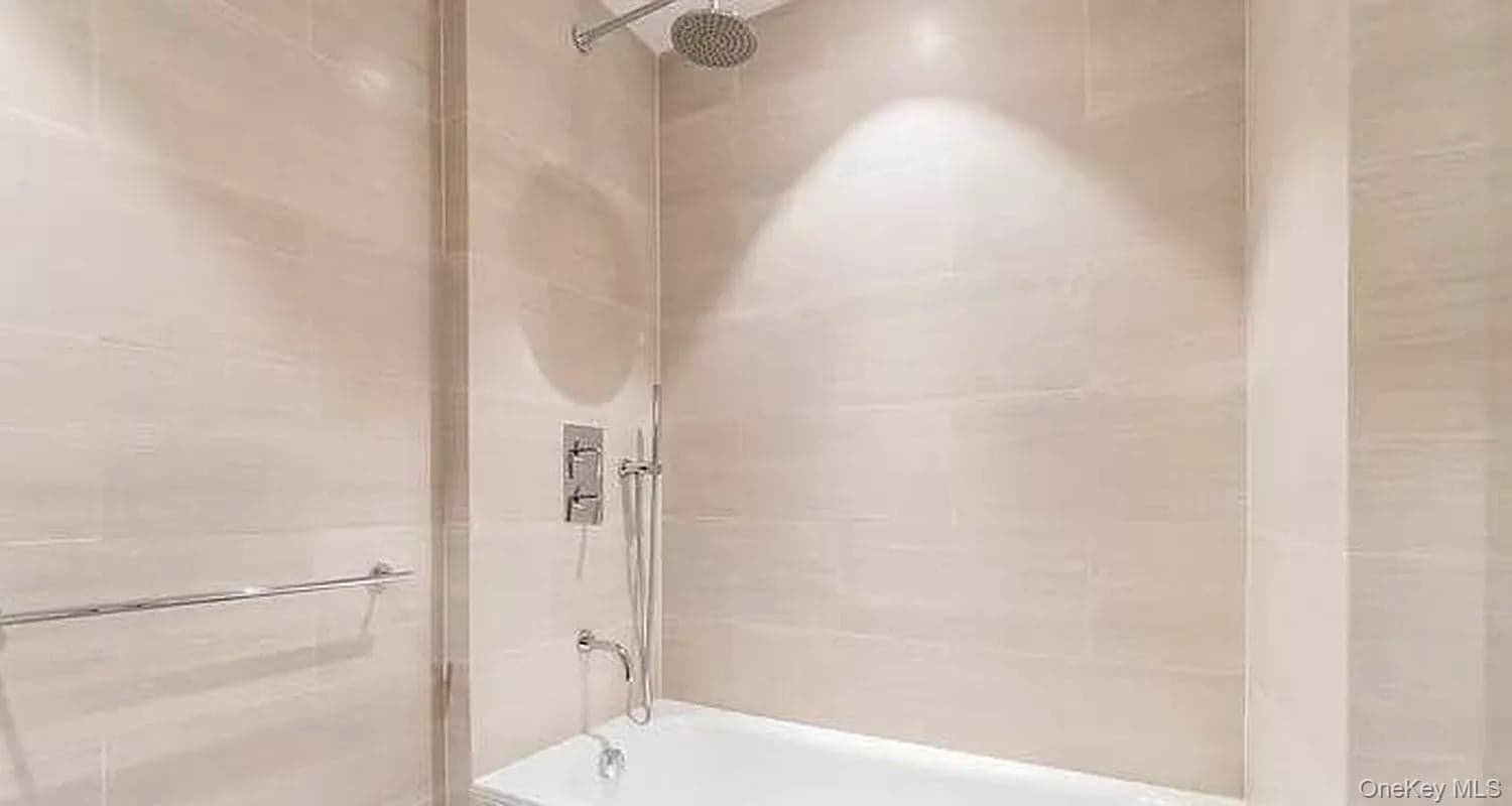 133-27 39th Avenue Unit: 6K thumbnail 11