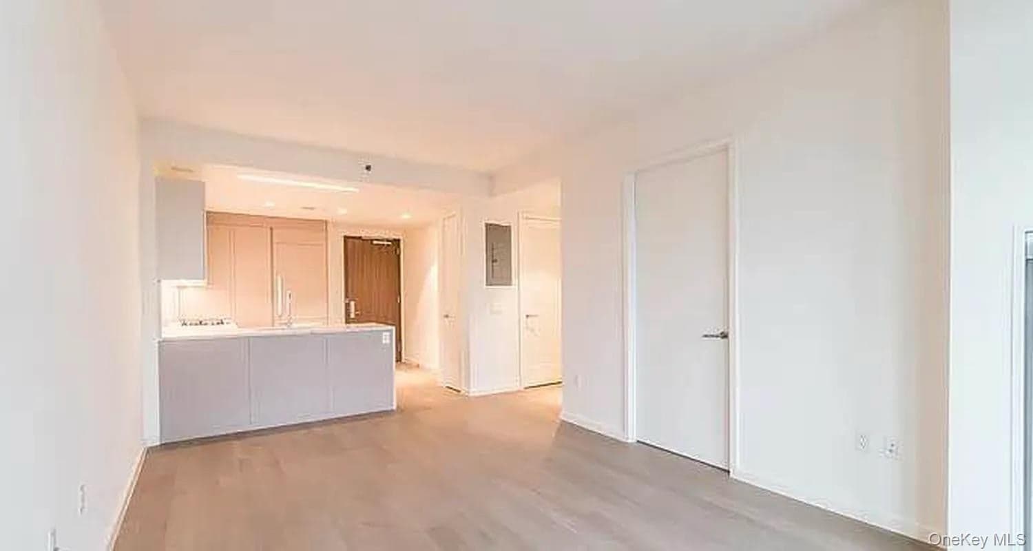 133-27 39th Avenue Unit: 6K thumbnail 8