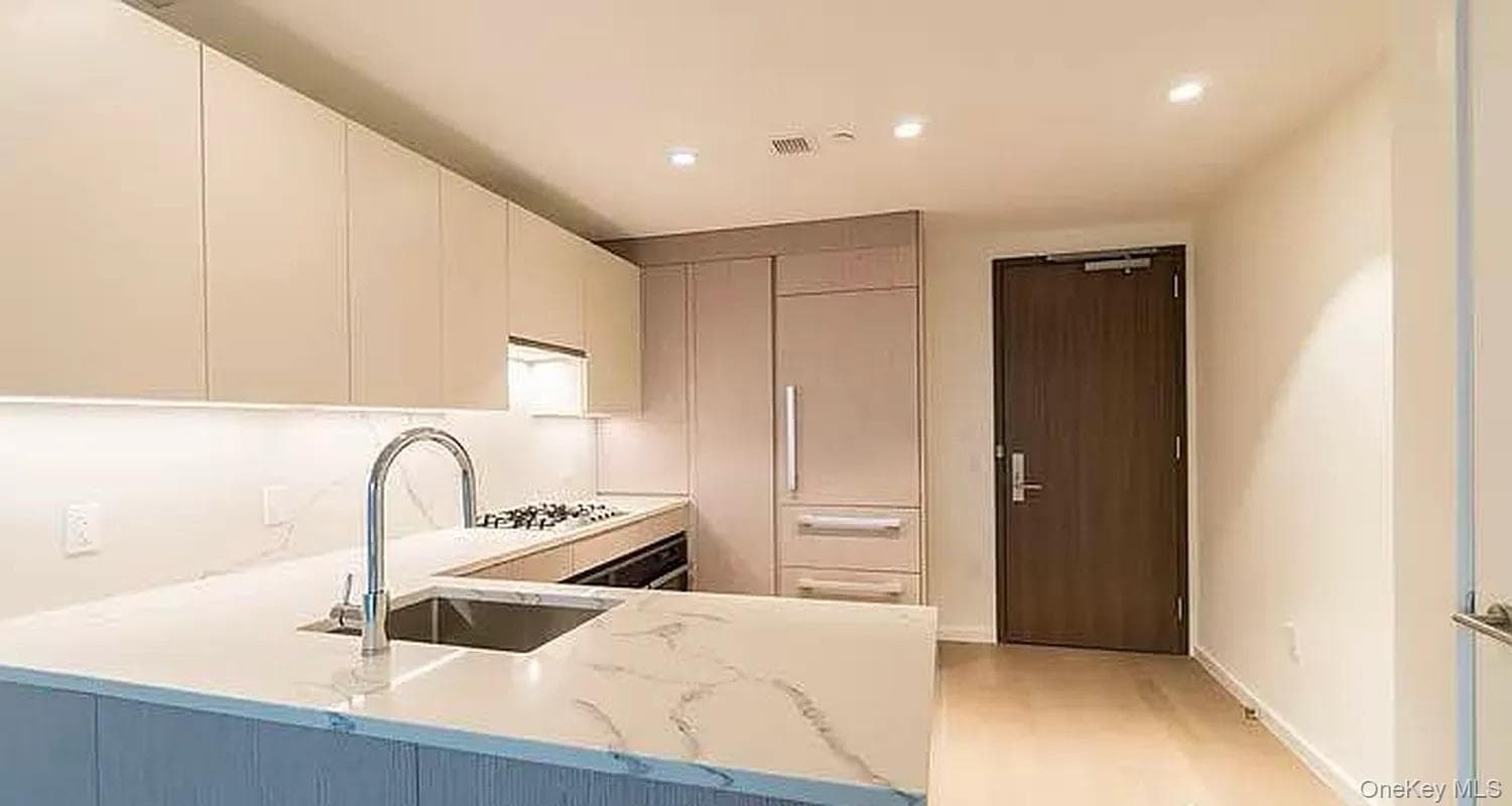 133-27 39th Avenue Unit: 6K thumbnail 14