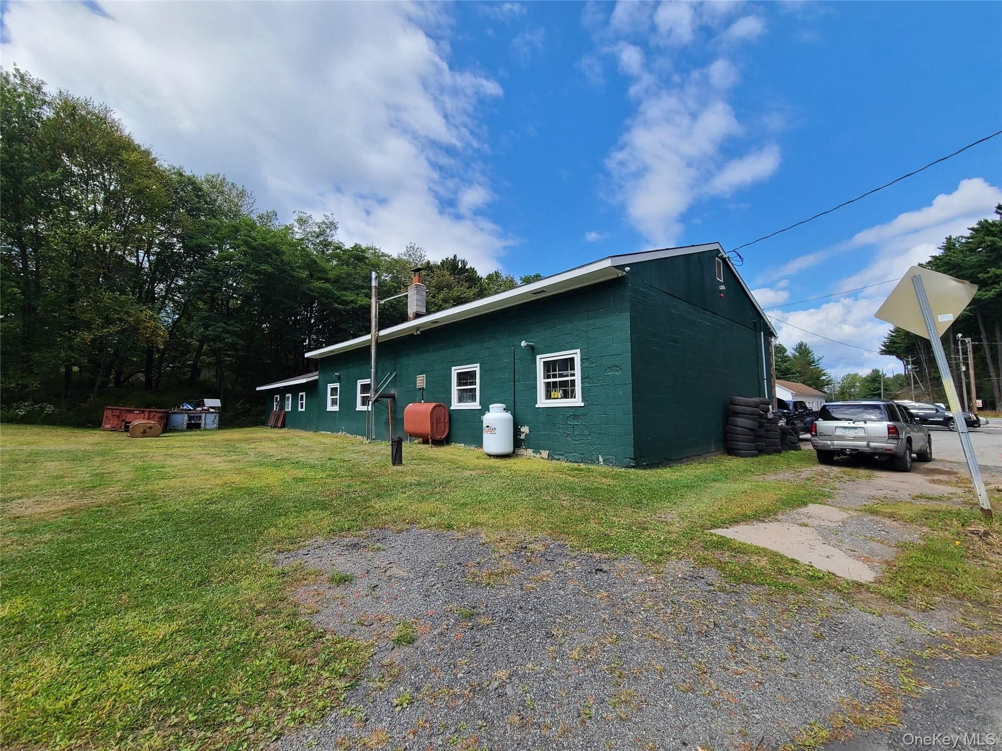 36 Cold Spring Road thumbnail 6