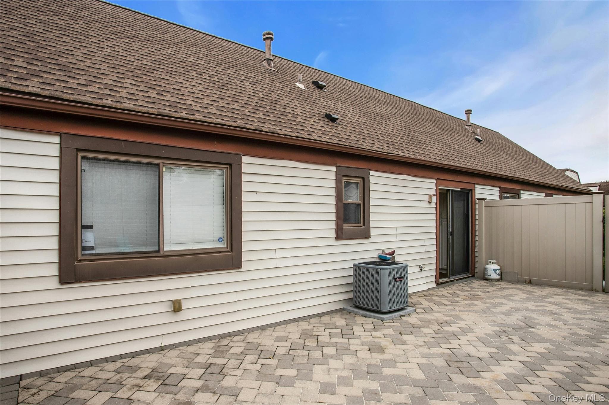 94 Gauguin Court Unit: 94 thumbnail 16