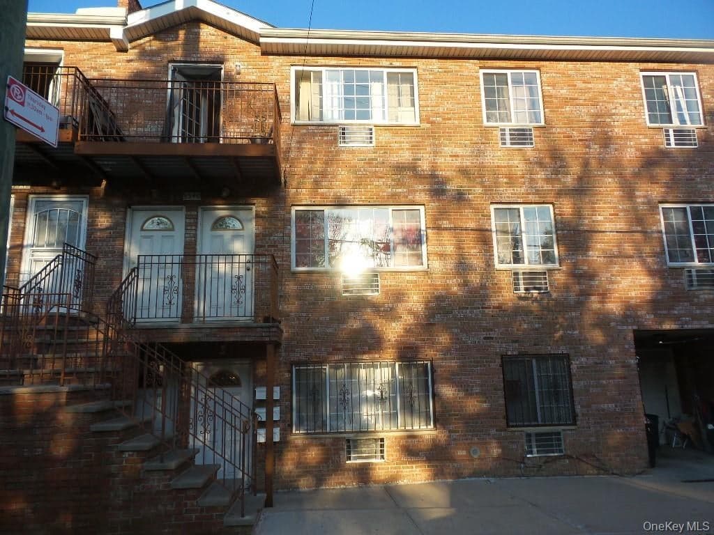 3540 Ely Avenue thumbnail 3