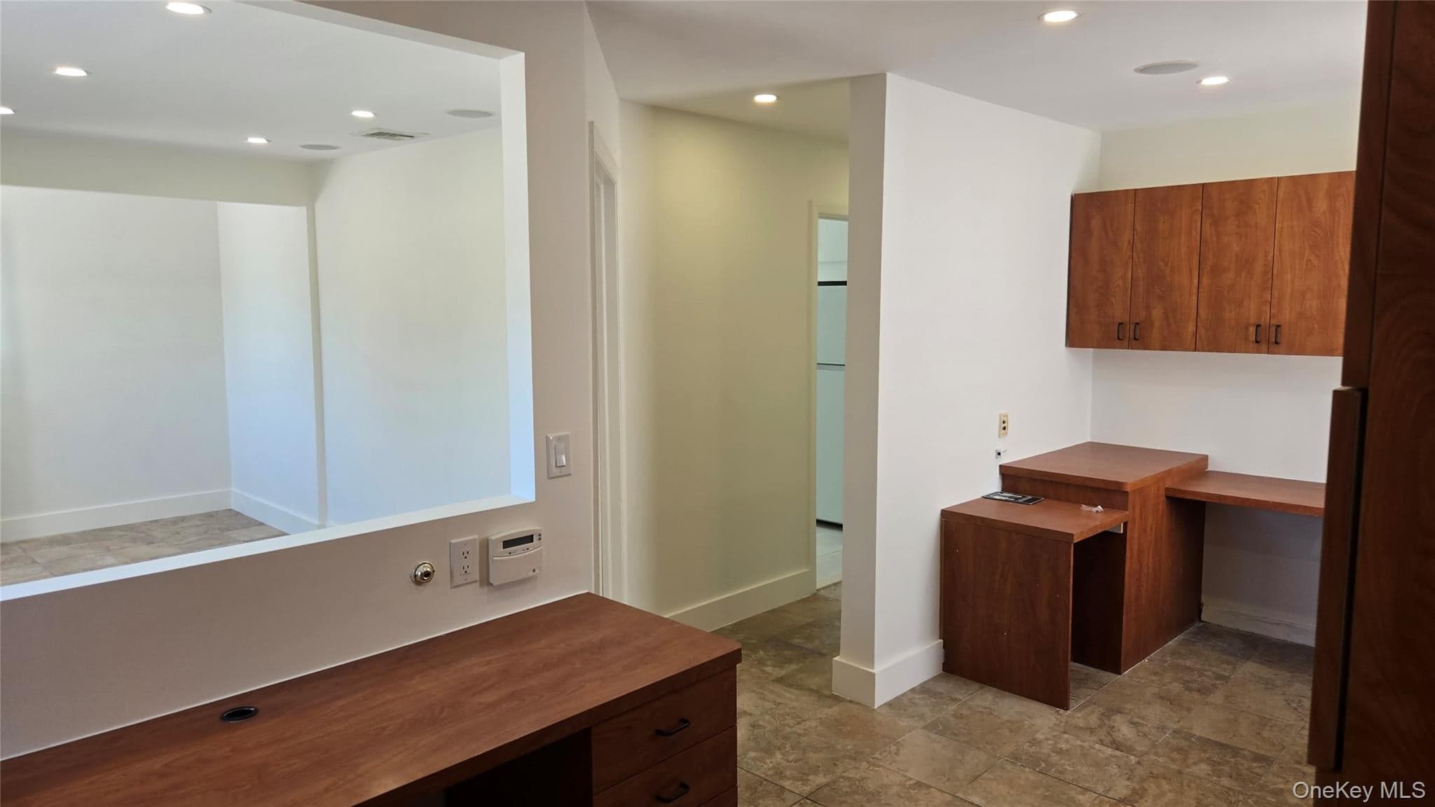 724 E Park Avenue thumbnail 5