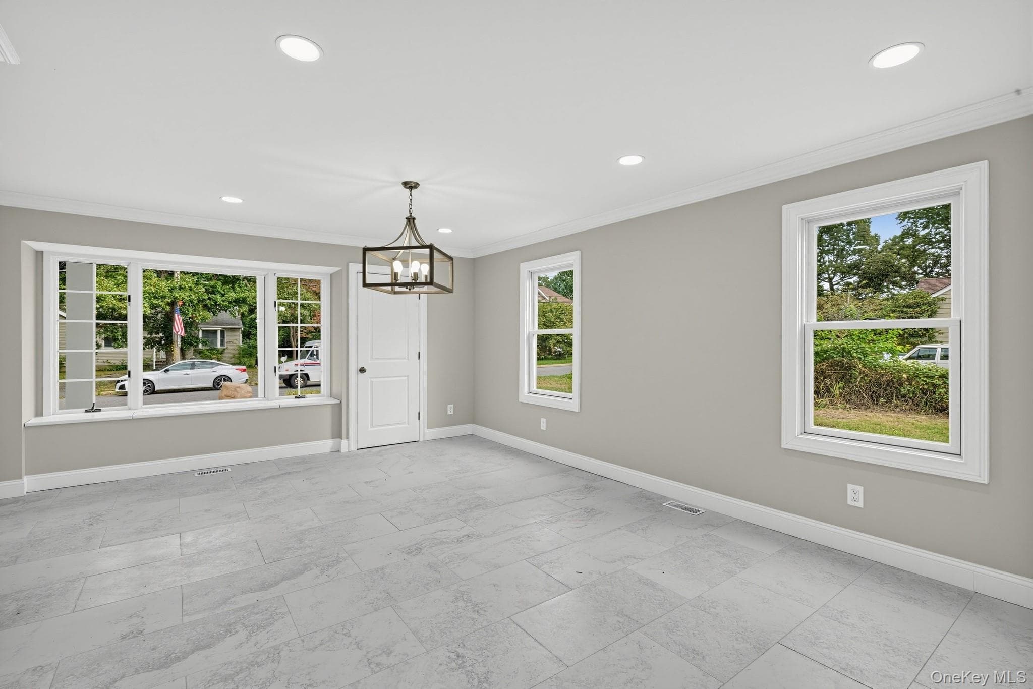 355 Forest Lane thumbnail 5