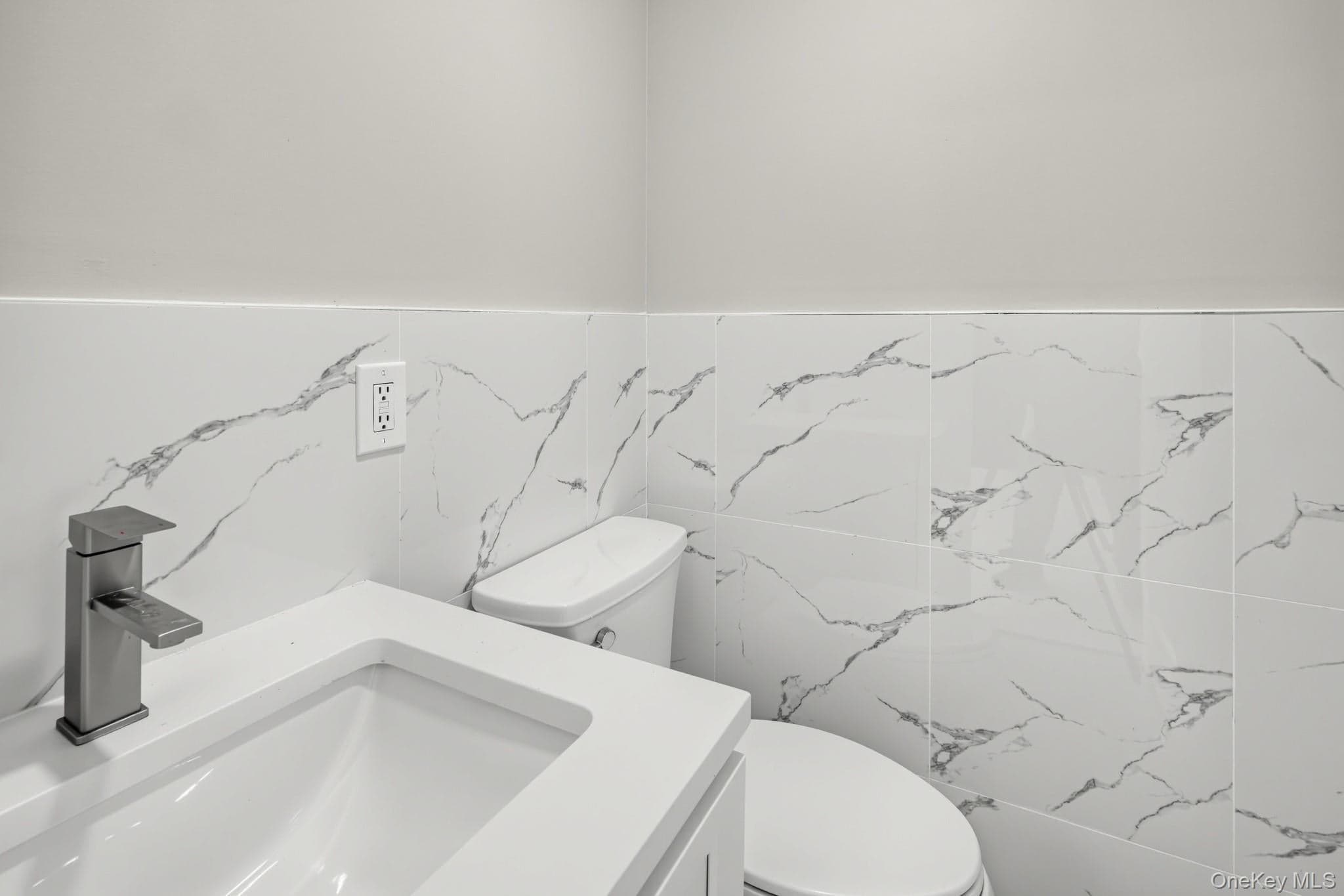 355 Forest Lane thumbnail 11