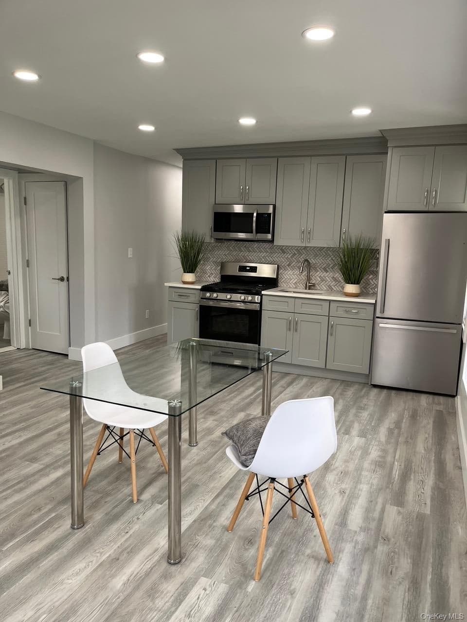 121 W Chester Street thumbnail 17