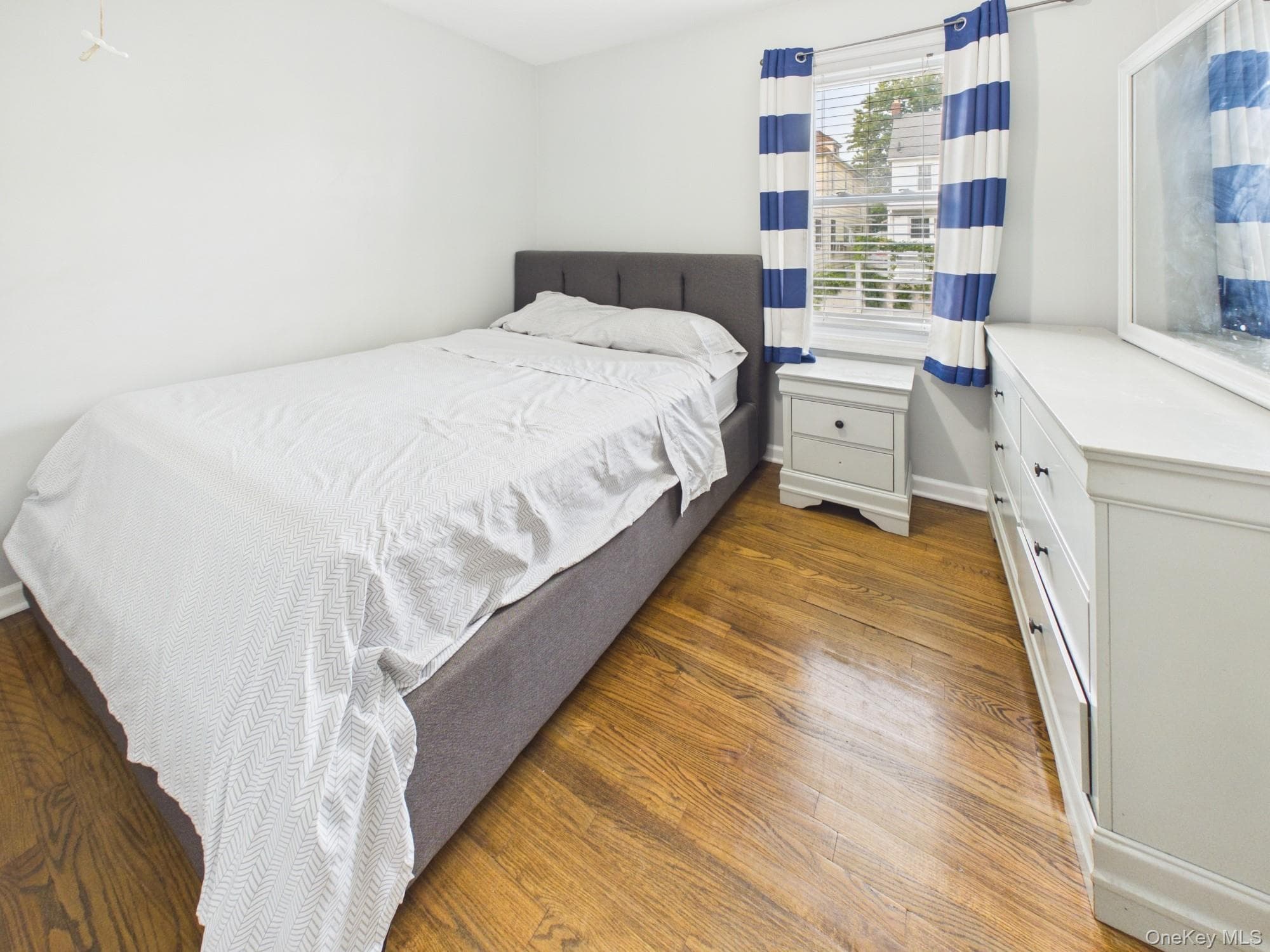 3147 Waterbury Avenue thumbnail 8
