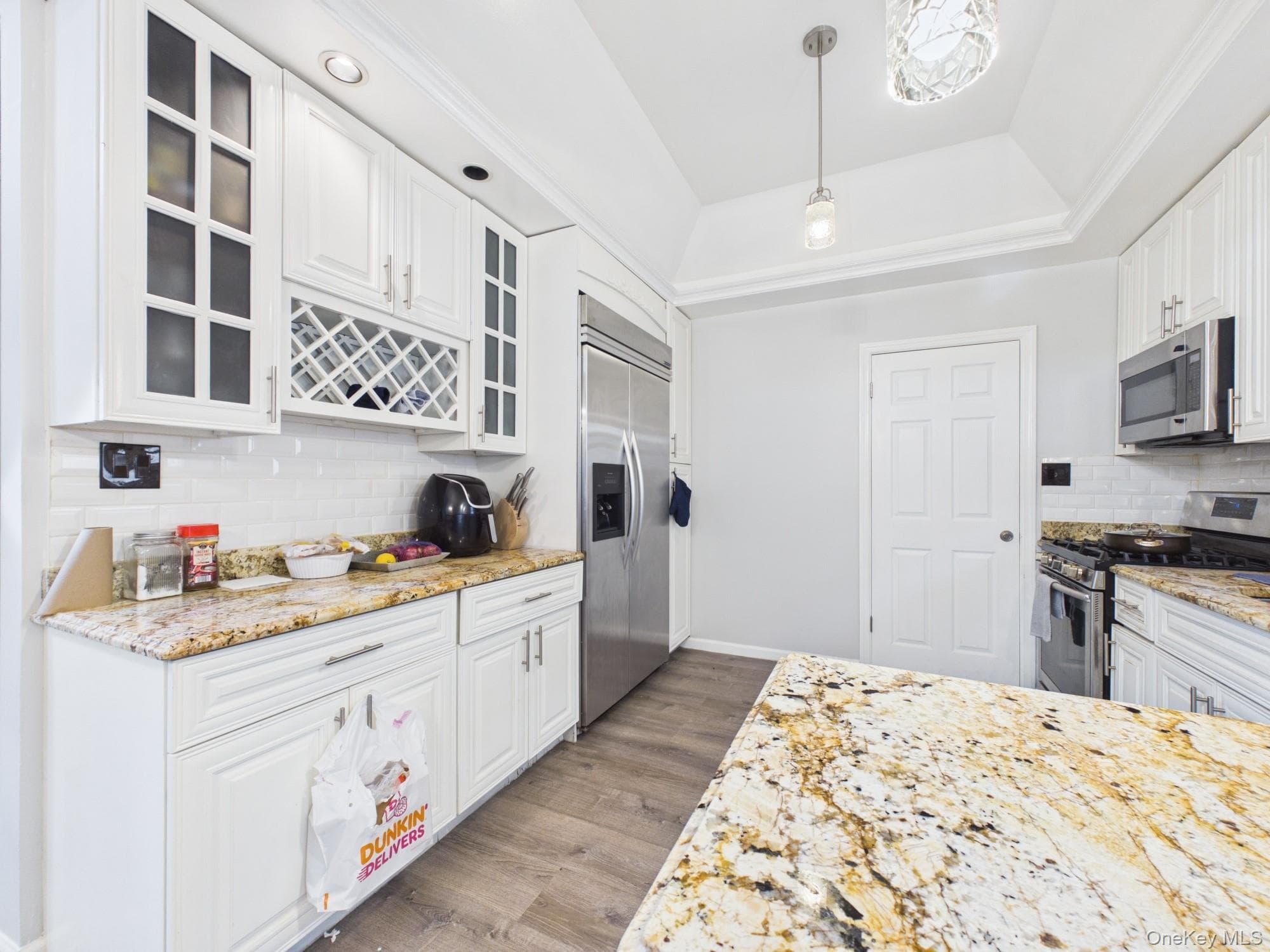 3147 Waterbury Avenue thumbnail 6