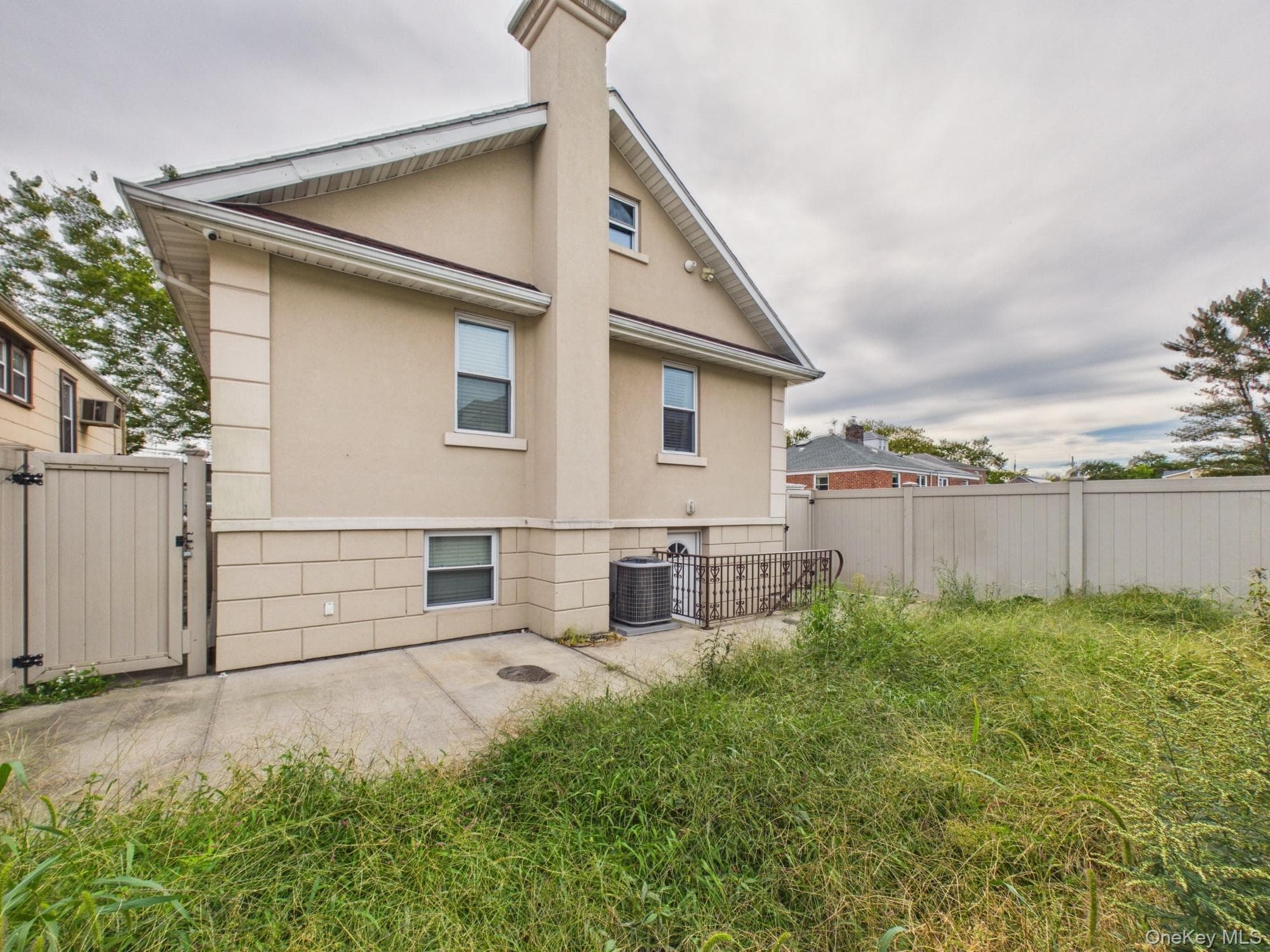 3147 Waterbury Avenue thumbnail 15