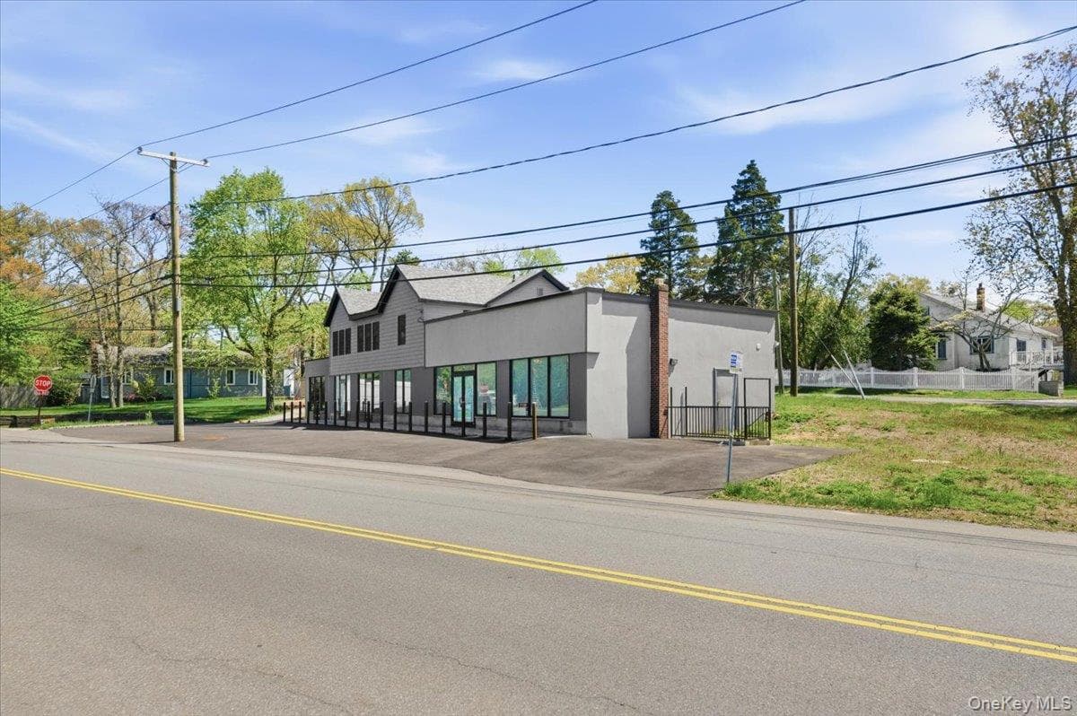 178 Richmond Boulevard thumbnail 2