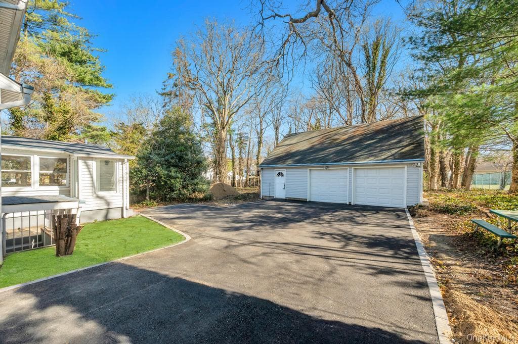 624 Townline Road thumbnail 8