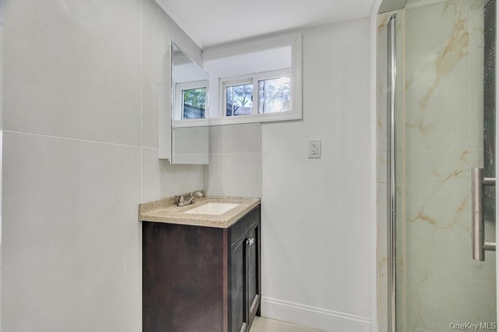 624 Townline Road thumbnail 28