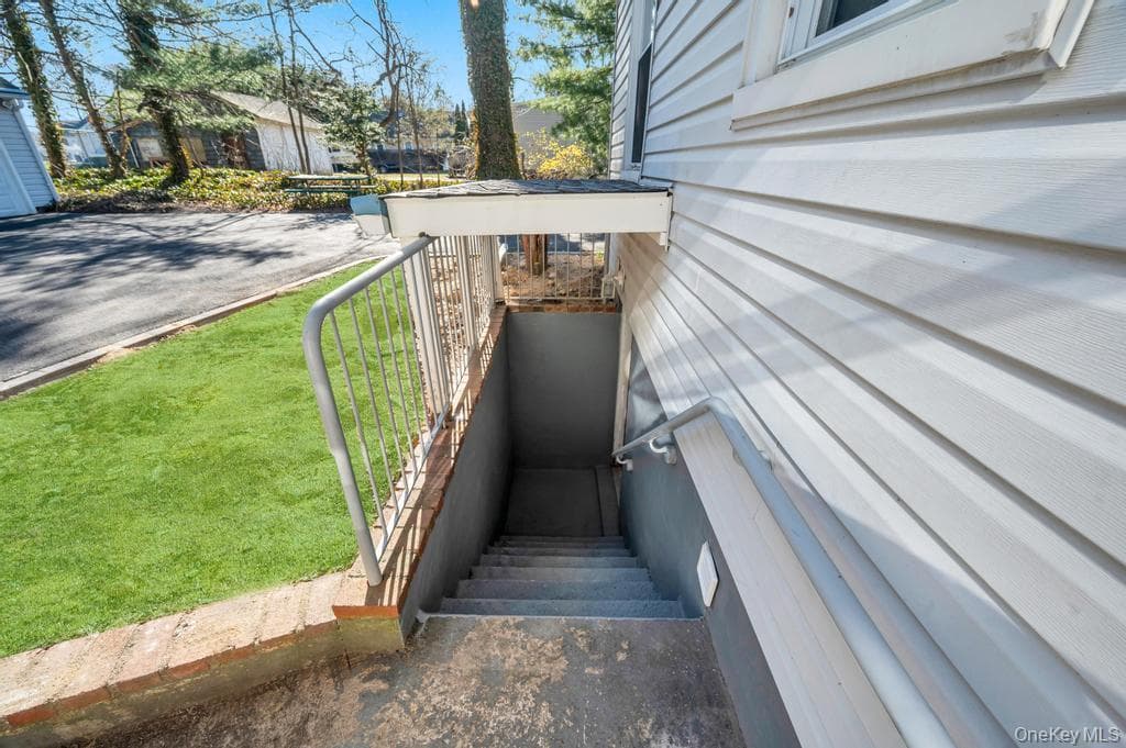 624 Townline Road thumbnail 11