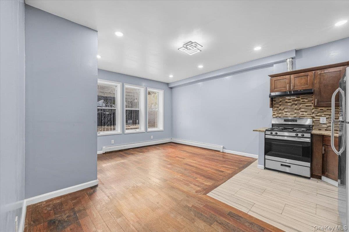 439 Forbell Street thumbnail 10