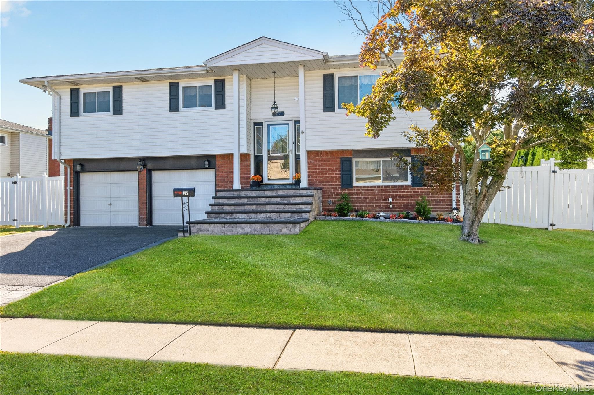 17 Sherwood Drive thumbnail 3