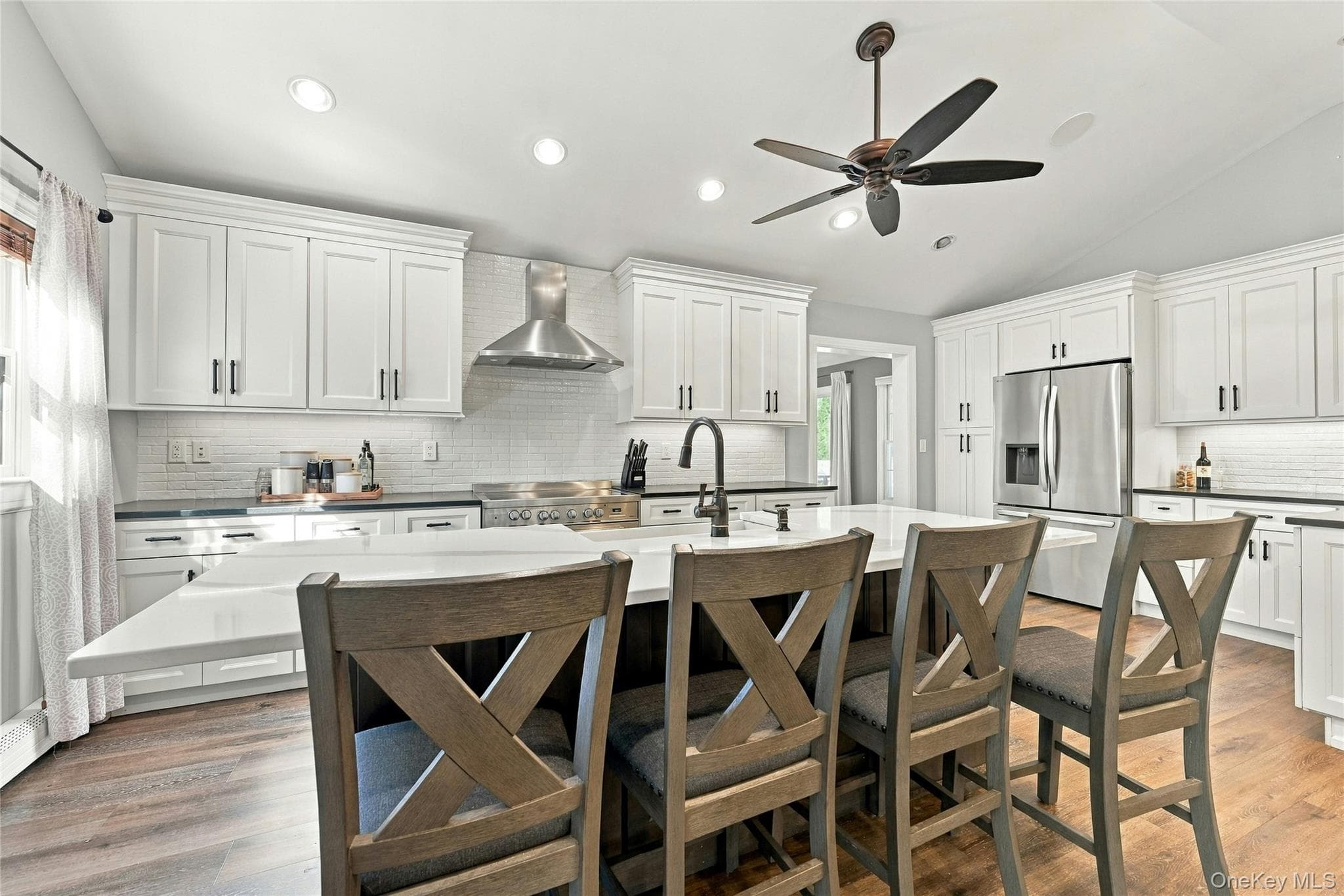 82 Oakwood Drive thumbnail 4