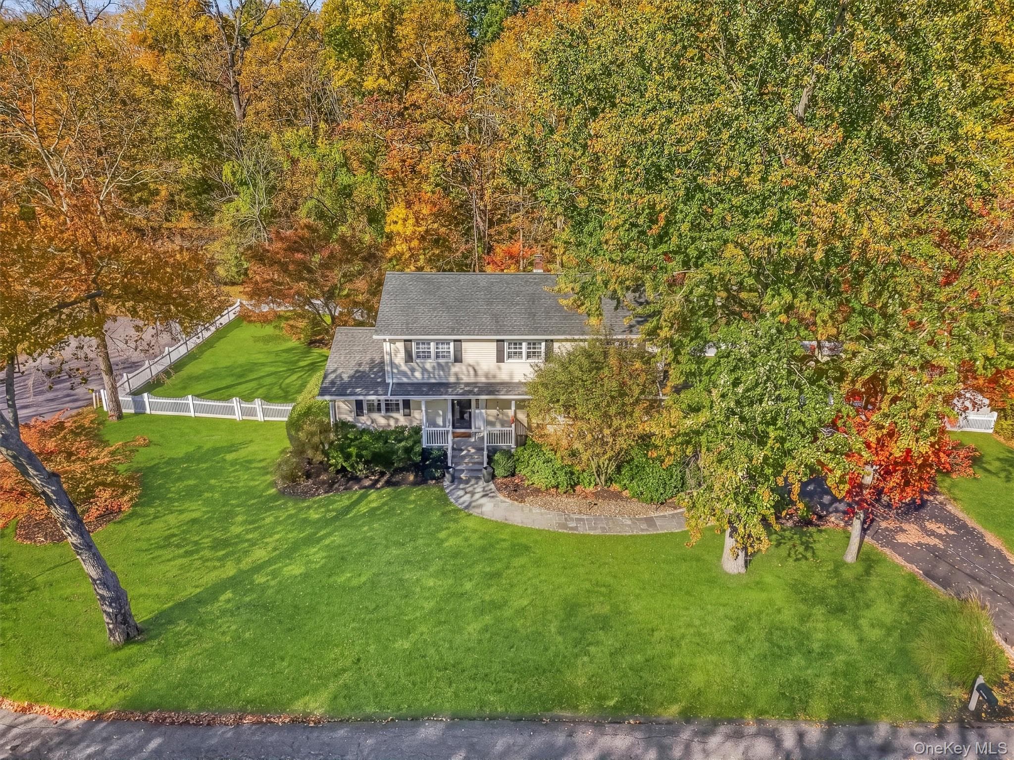 2159 Pondfield Court thumbnail 2