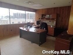 233 E Shore Road Unit: 204 thumbnail 5