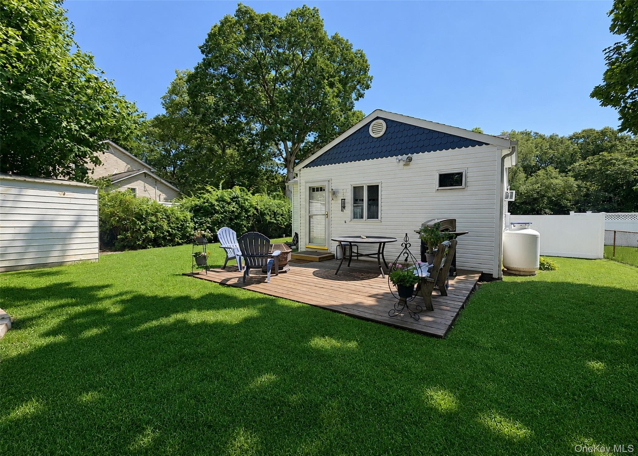 11 Cooke Avenue thumbnail 5