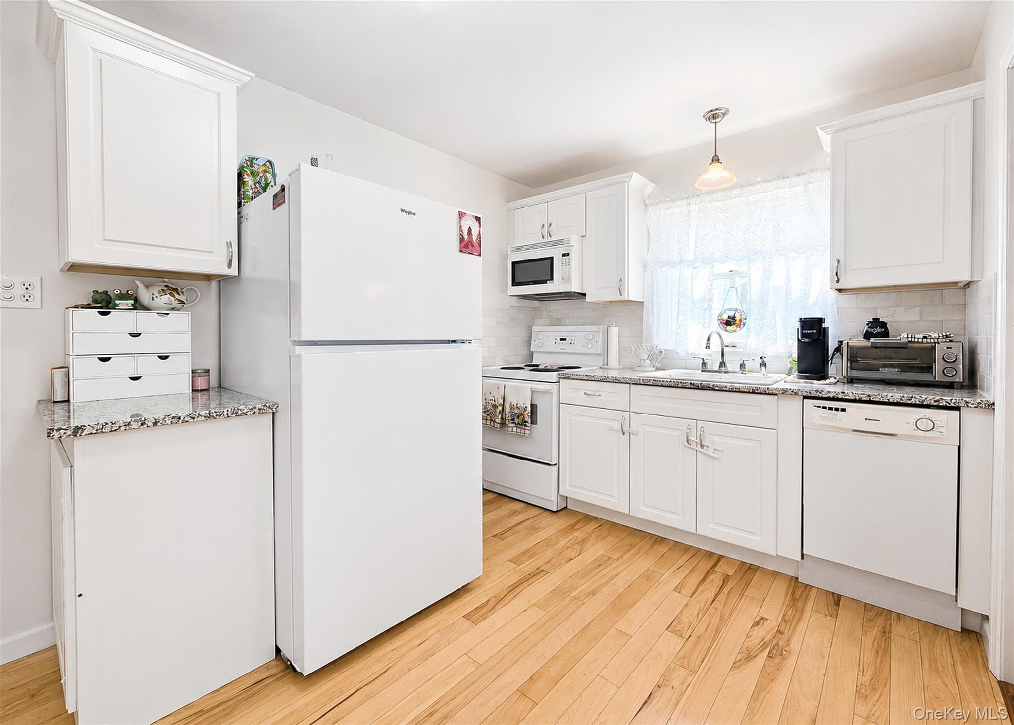 11 Cooke Avenue thumbnail 7