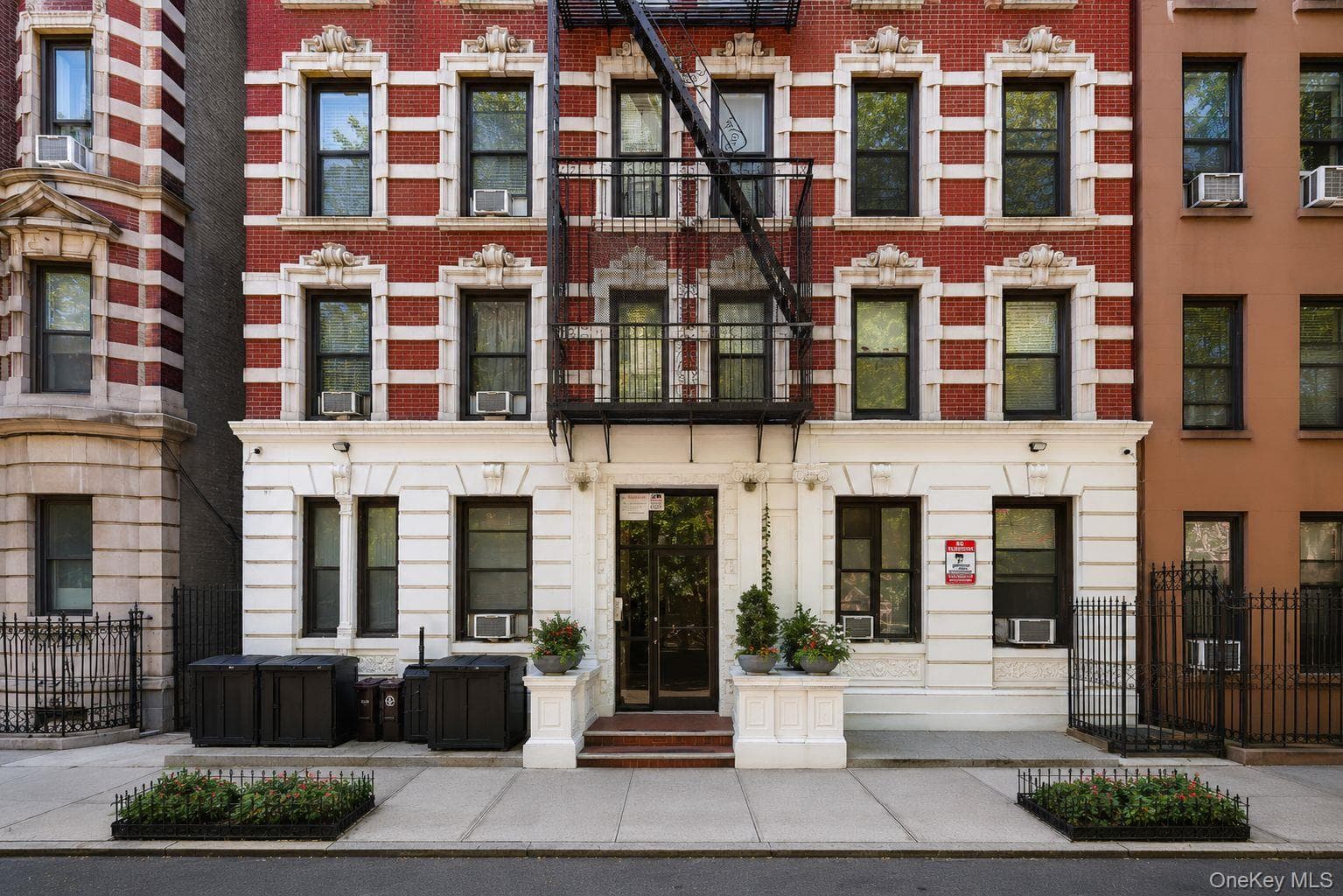 4-6 W 105th Street Unit: 6A thumbnail 2