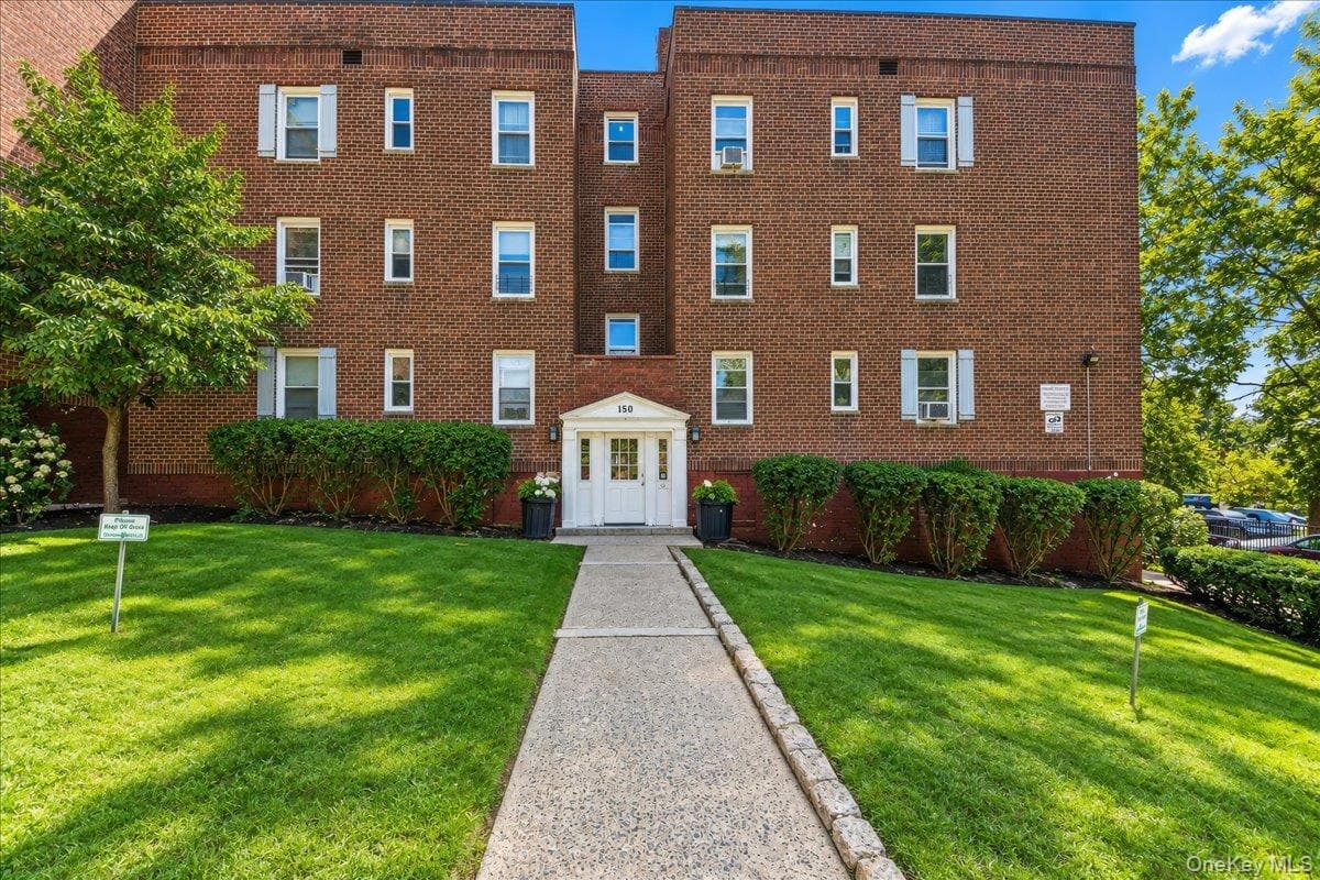 150 Ravine Avenue Unit: 3B thumbnail 3