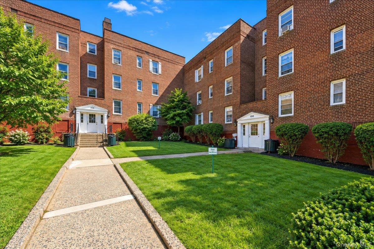 150 Ravine Avenue Unit: 3B thumbnail 2