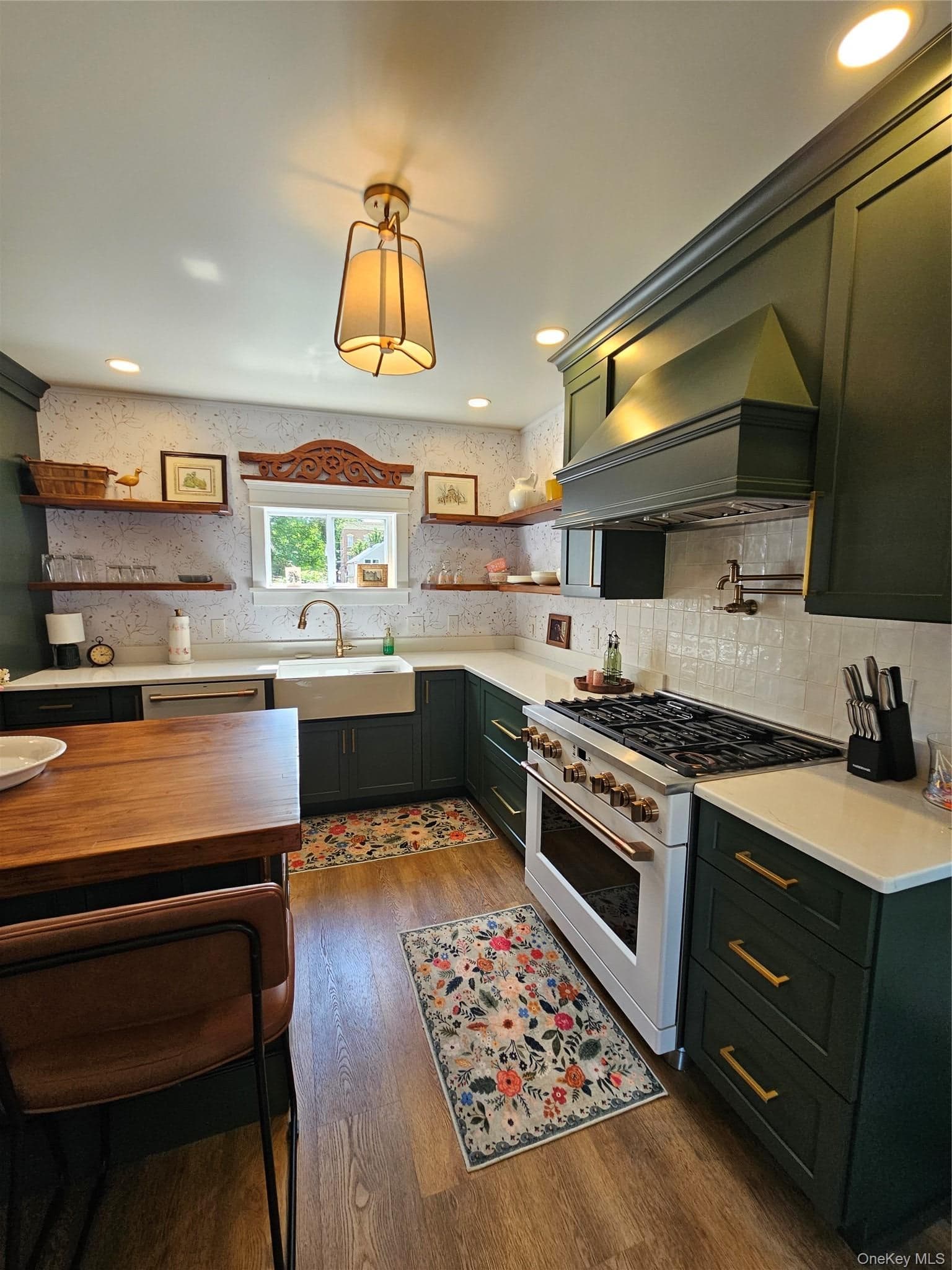 16 N Washington Street thumbnail 9