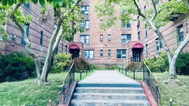 144-11 Sanford Avenue Unit: 5I, Flushing