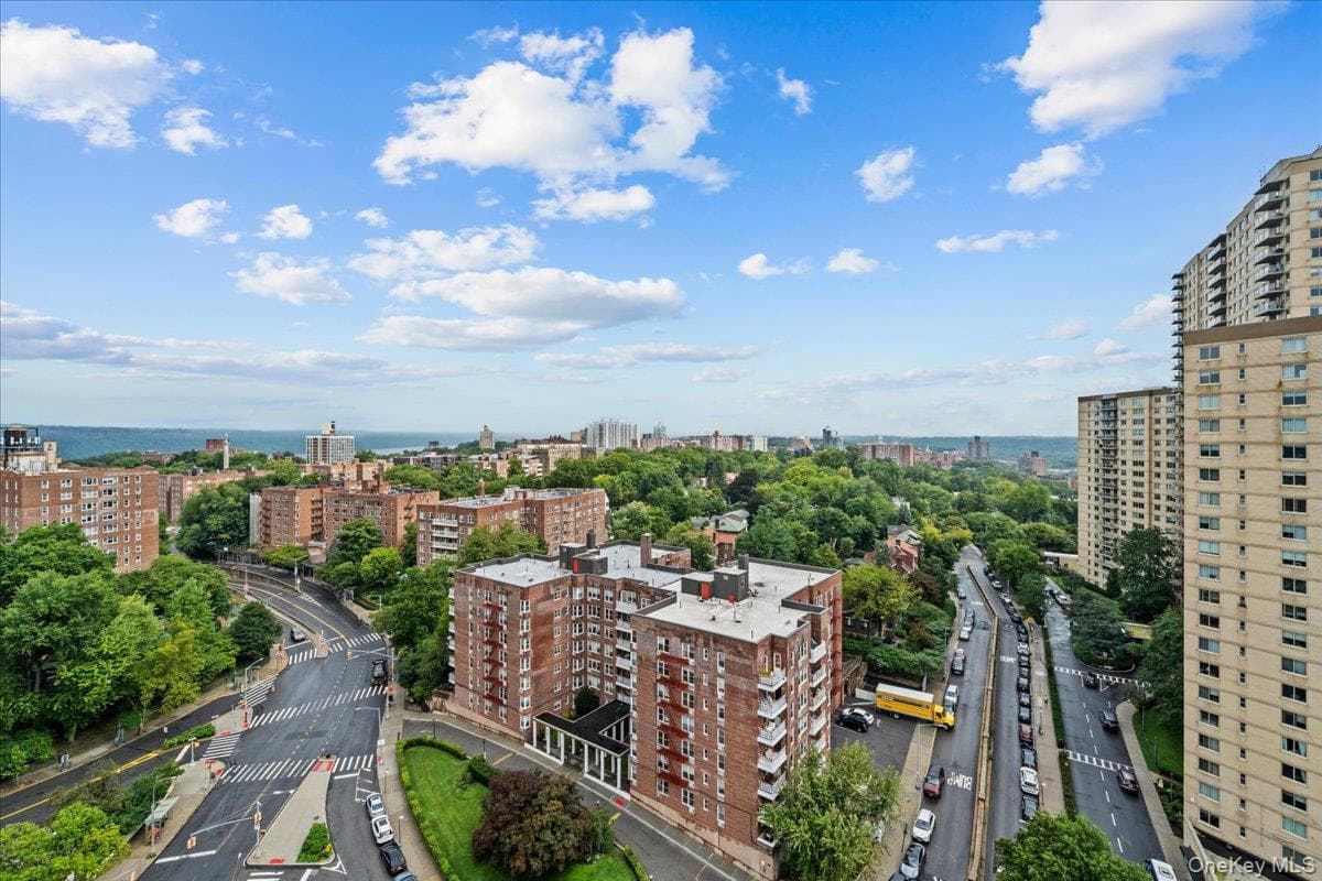 555 Kappock ST Unit: 21d thumbnail 28