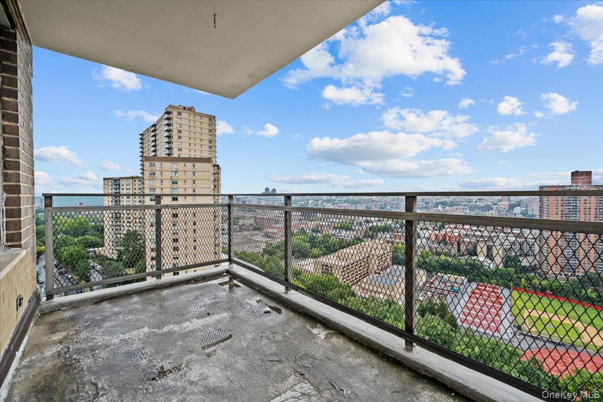 555 Kappock ST Unit: 21d thumbnail 26