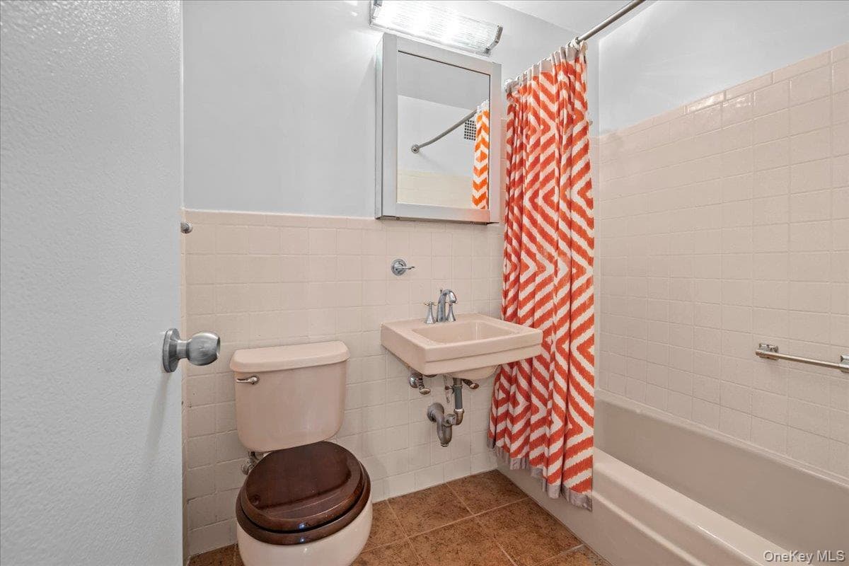 555 Kappock ST Unit: 21d thumbnail 19