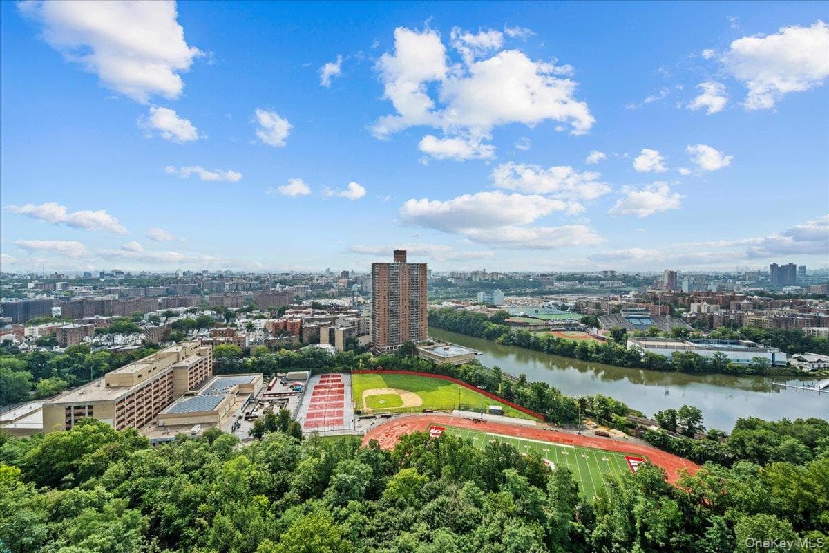 555 Kappock ST Unit: 21d thumbnail 27