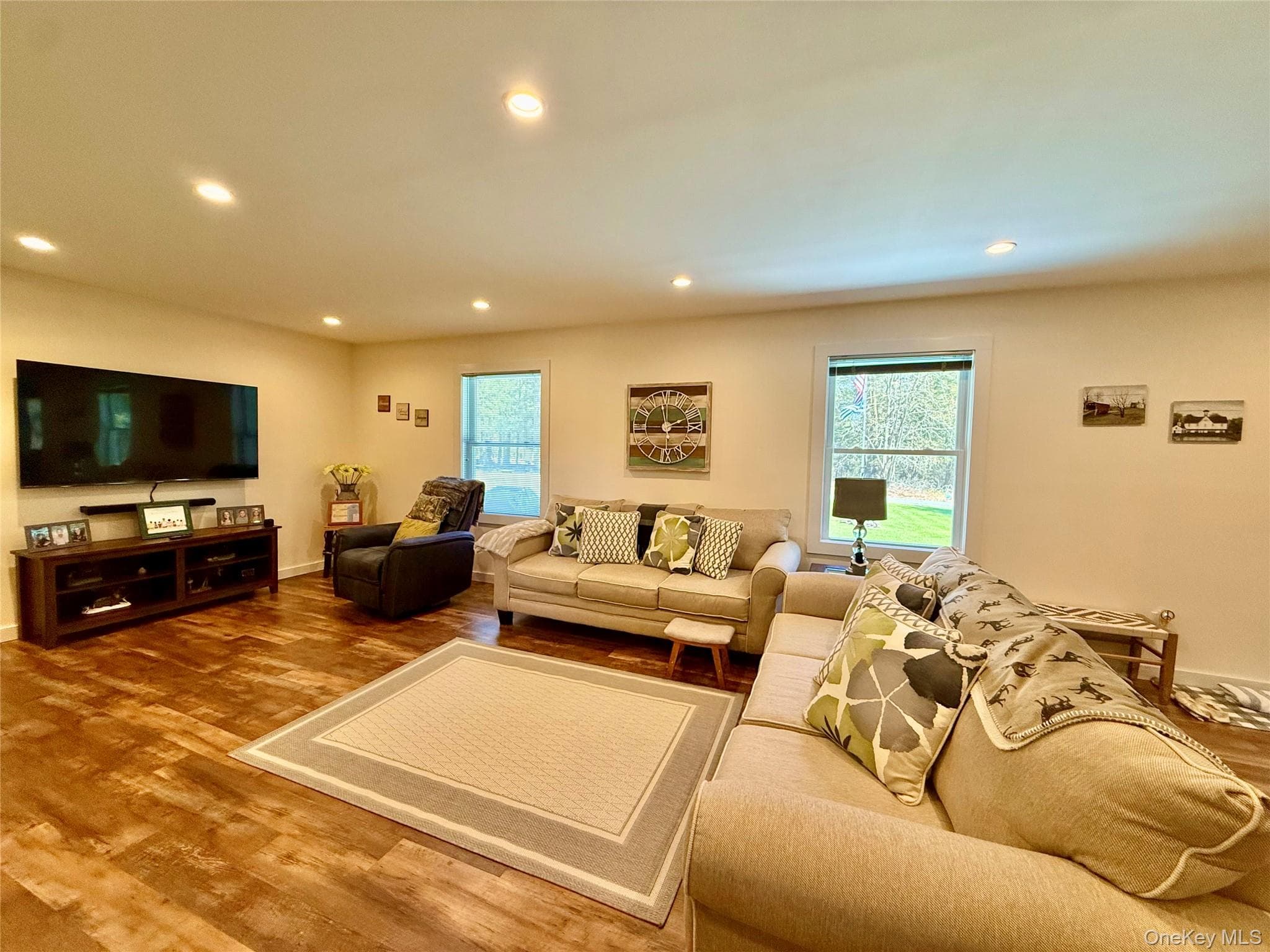 61 Pioneer Drive thumbnail 10