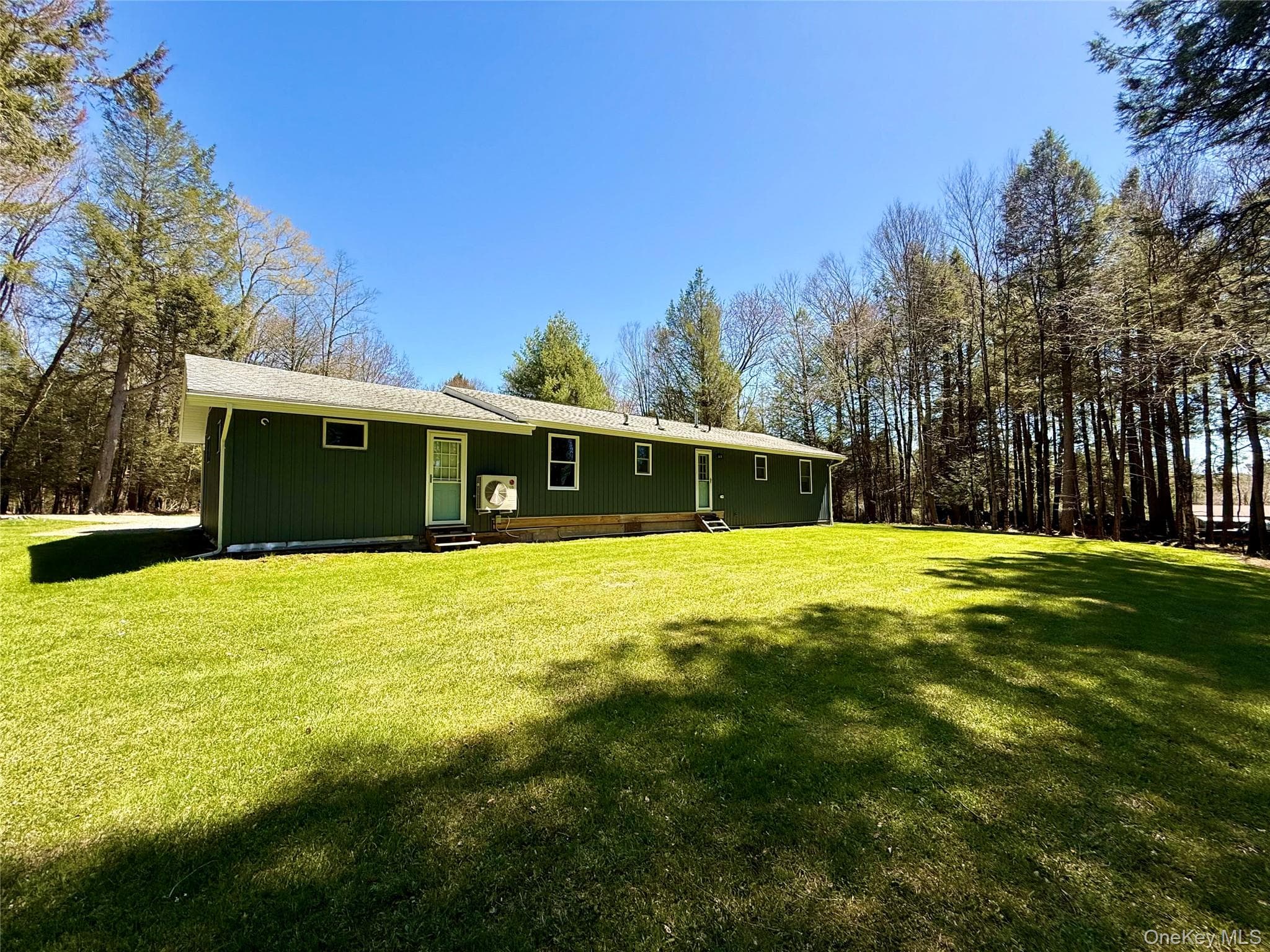 61 Pioneer Drive thumbnail 2