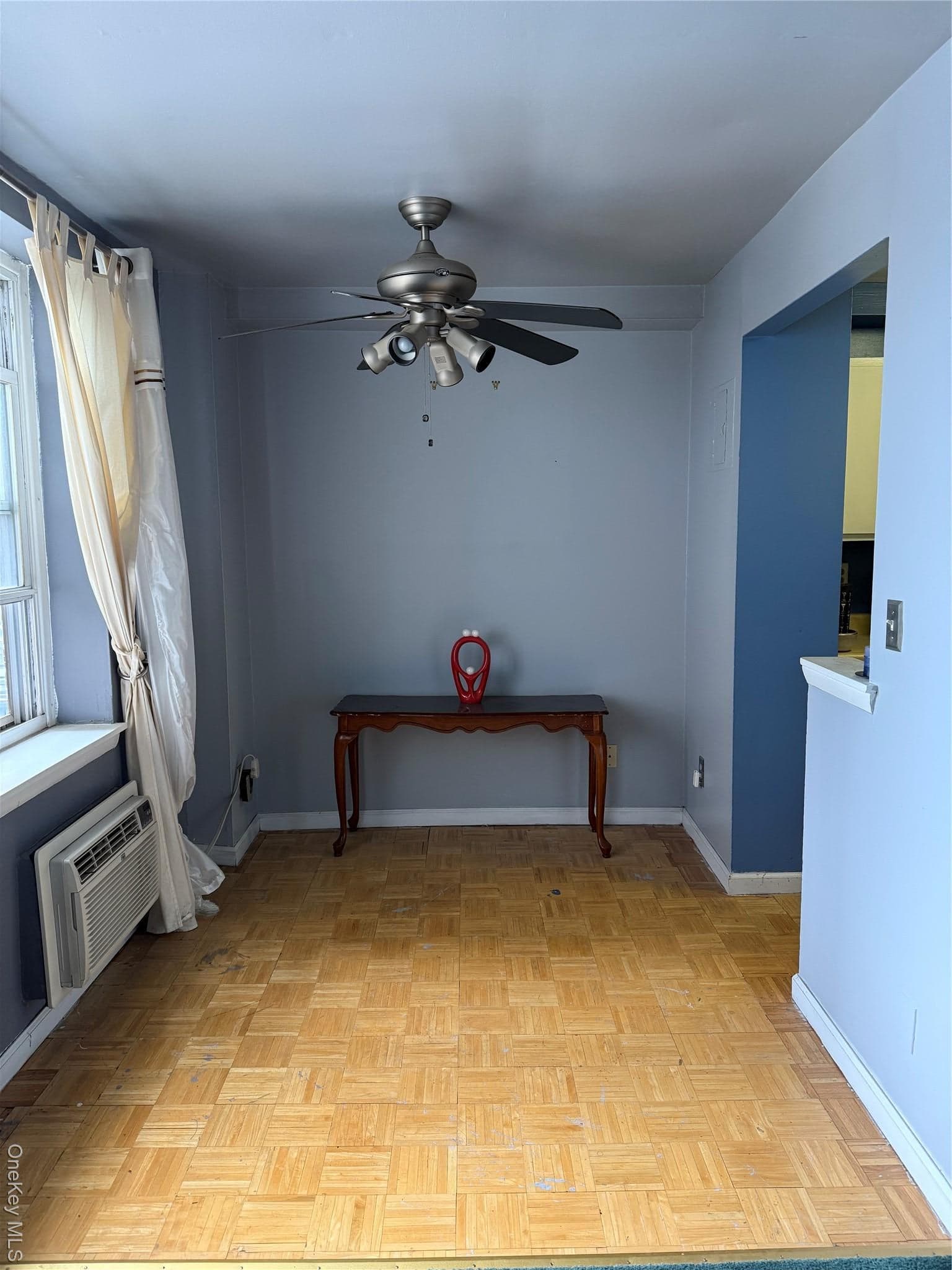 377 N Broadway Unit: 201 thumbnail 4