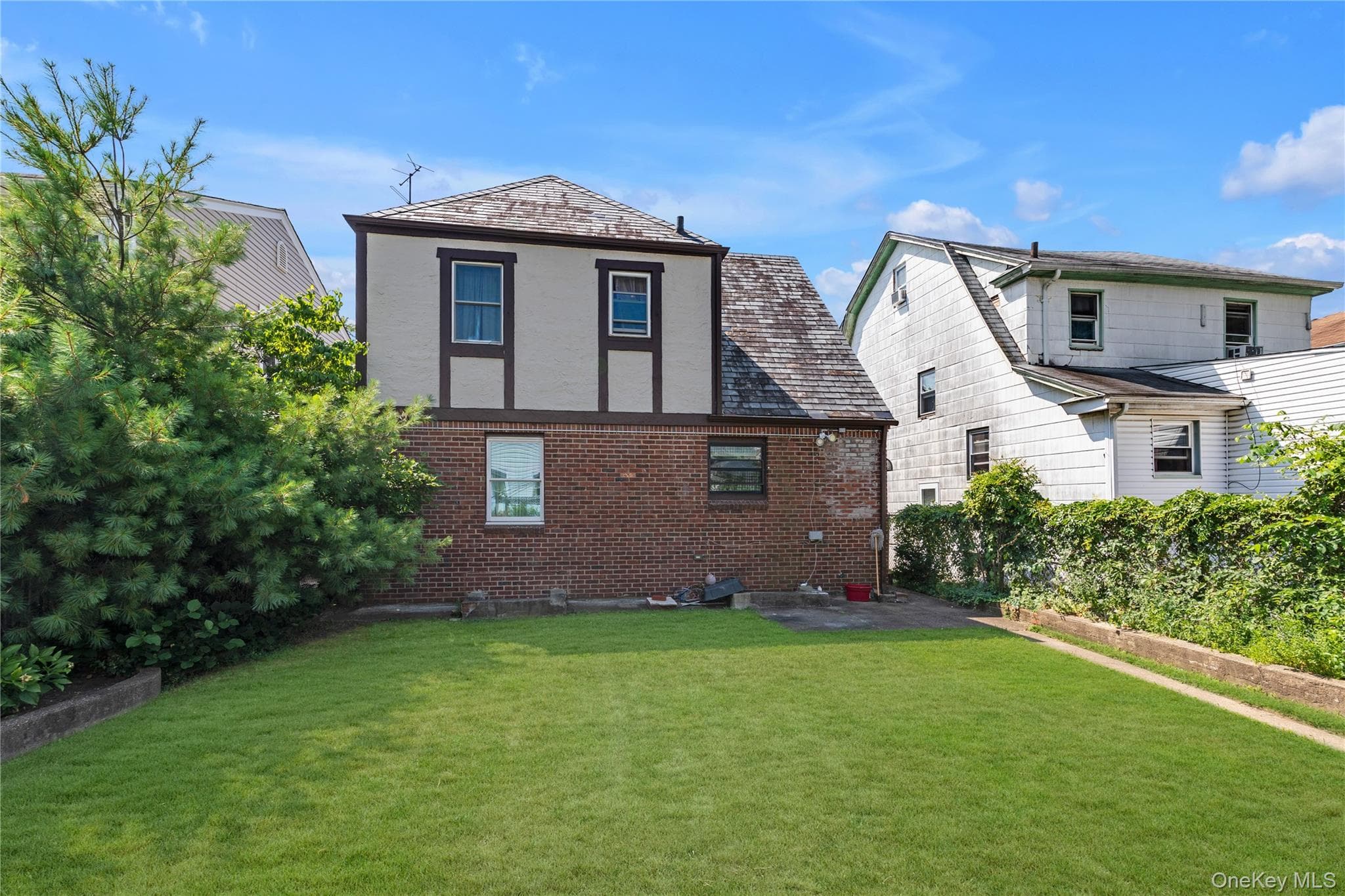 203-15 100th Avenue thumbnail 17