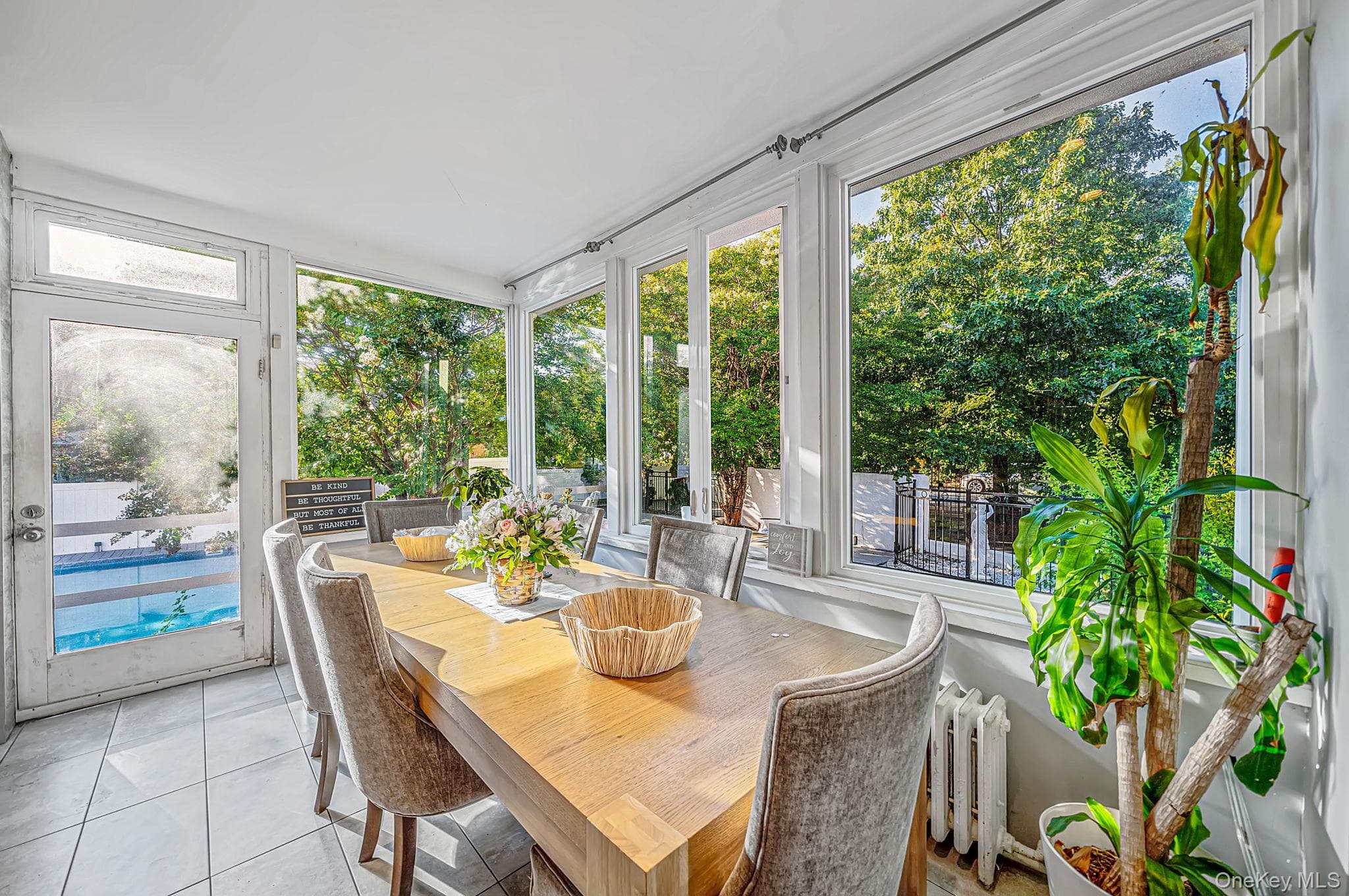 1054 Grand Avenue thumbnail 13