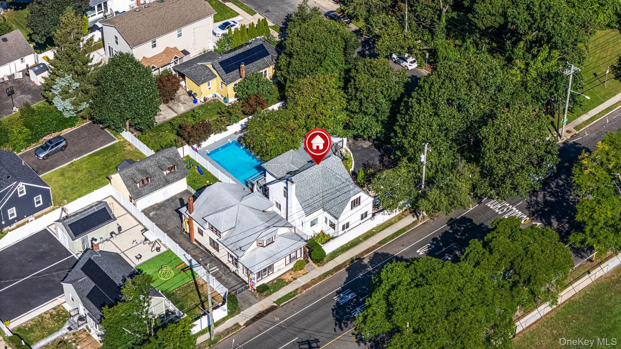 1054 Grand Avenue thumbnail 32