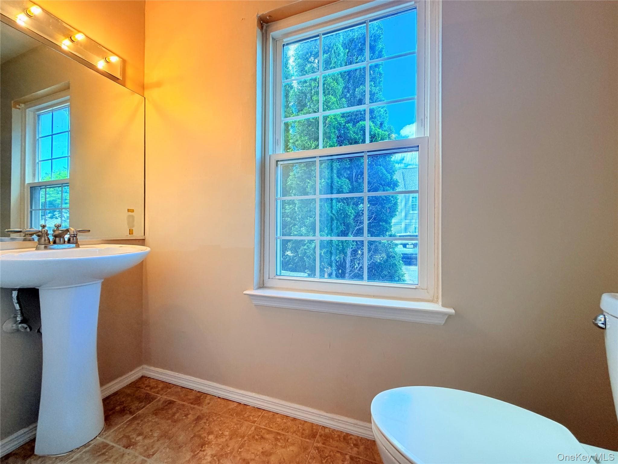 15 Kendal Lane thumbnail 8