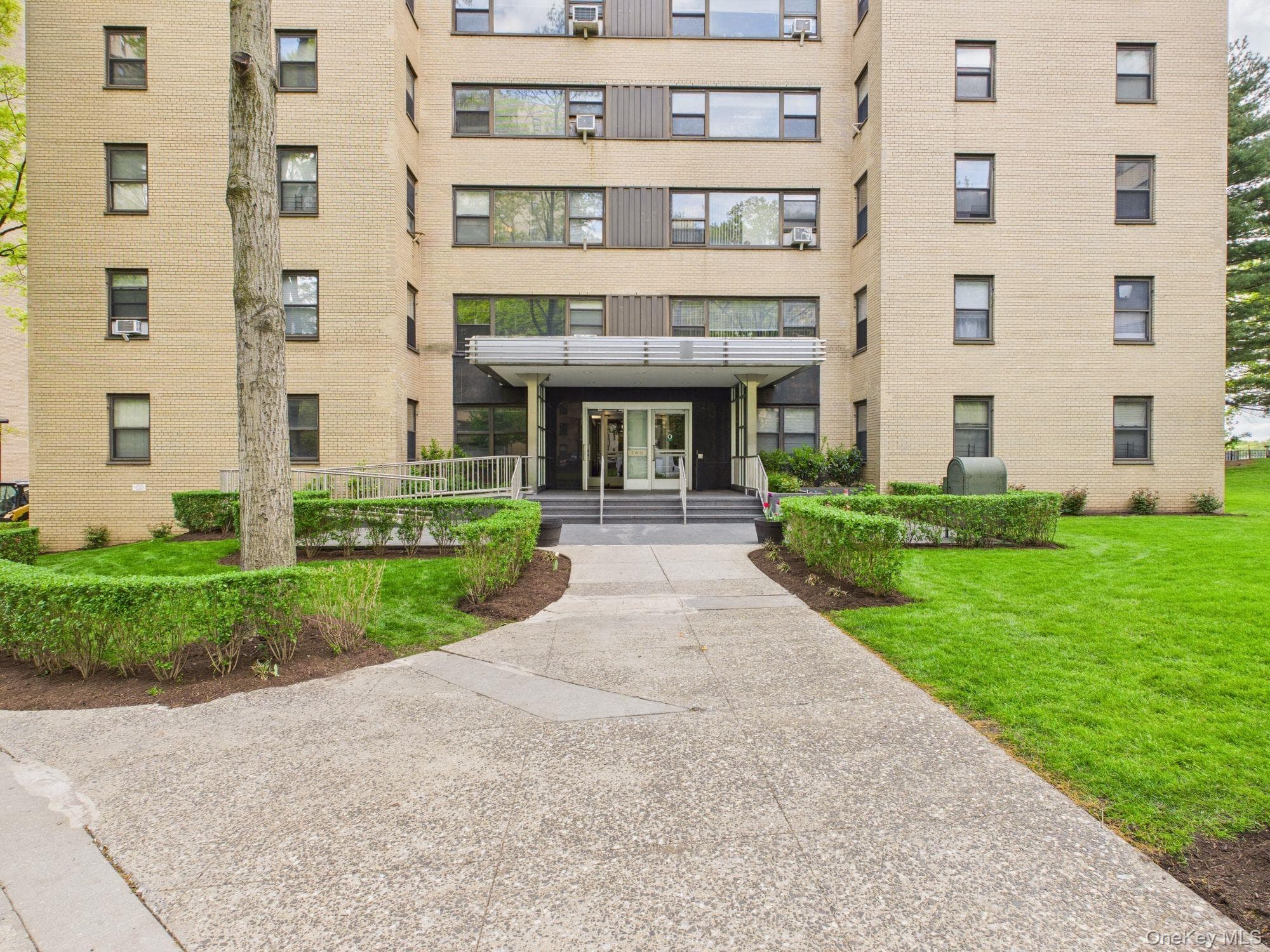 2 Fordham Hill Oval Unit OVAL Unit: 9G, Bronx