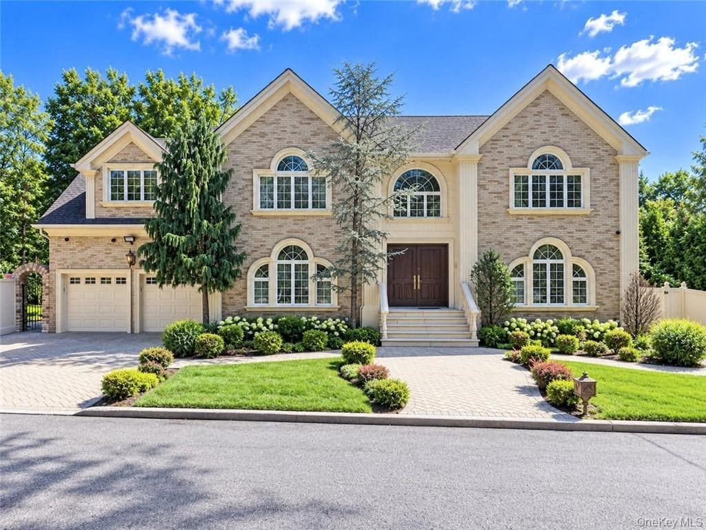 78 Eleanor Street, Staten Island